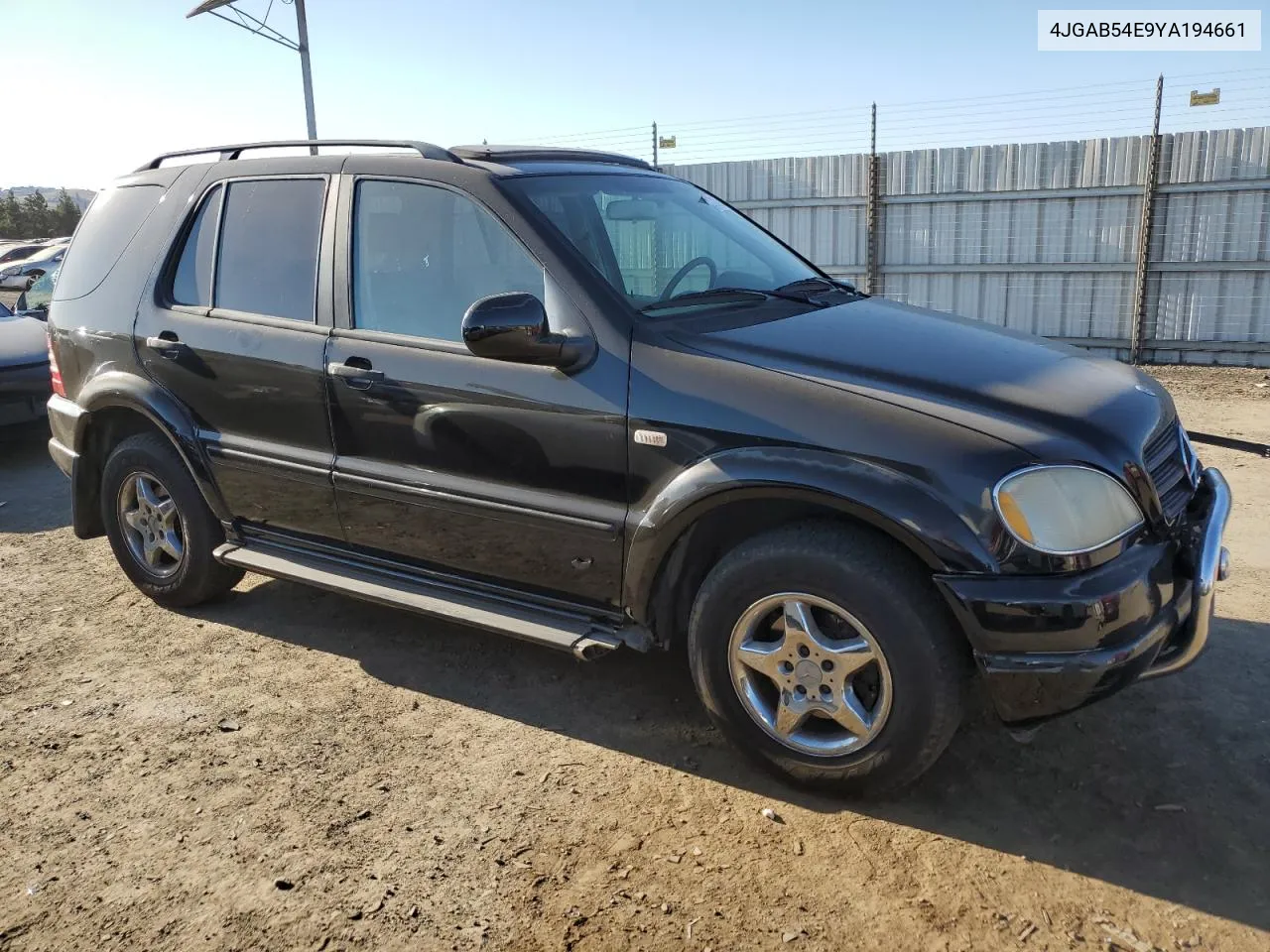 2000 Mercedes-Benz Ml 320 VIN: 4JGAB54E9YA194661 Lot: 72712404