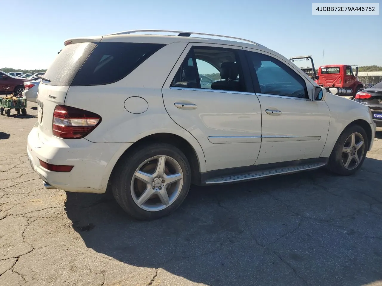 4JGBB72E79A446752 2009 Mercedes-Benz Ml 550