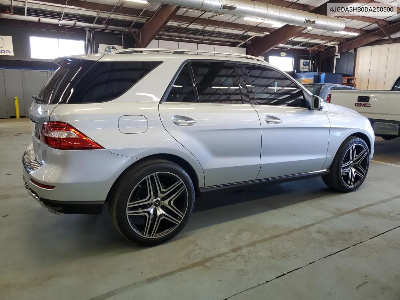 2013 Mercedes-Benz Ml 350 4Matic VIN: 4JGDA5HB0DA250500 Lot: 79610004