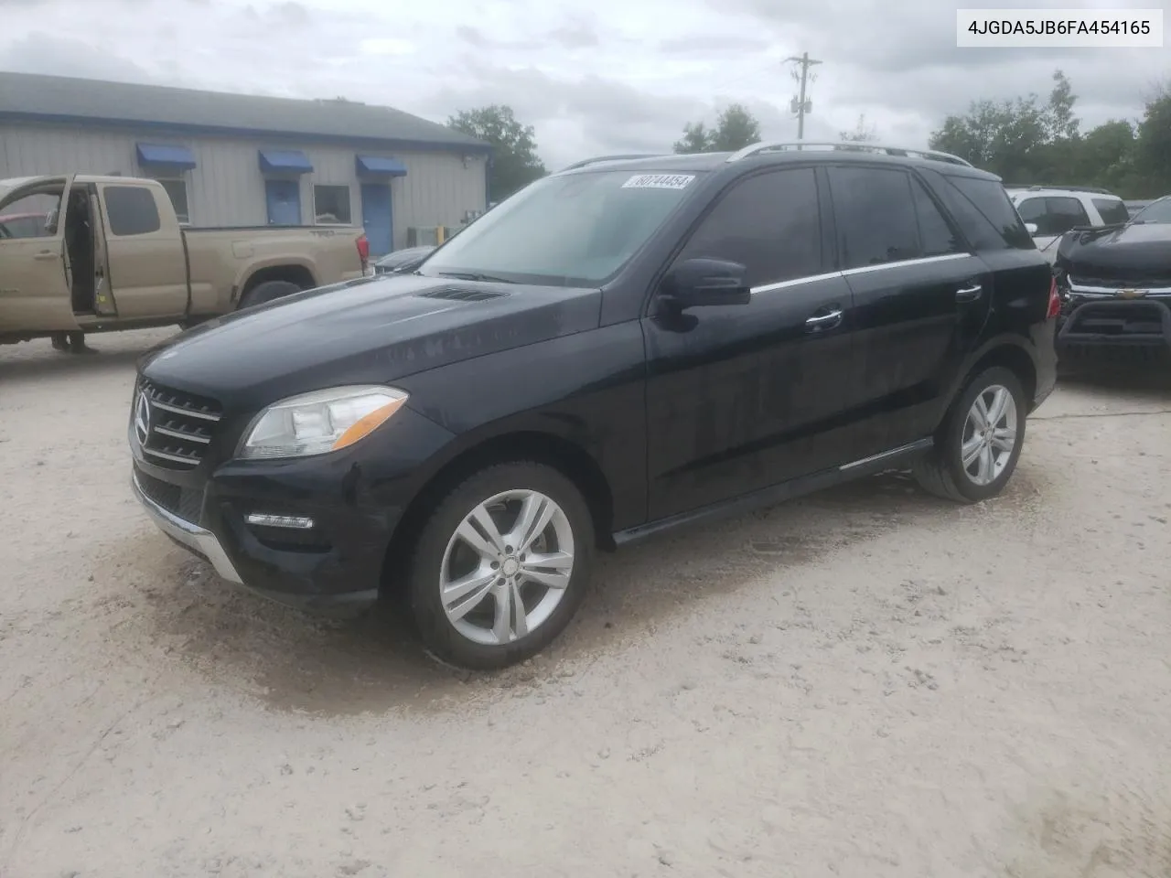 2015 Mercedes-Benz Ml 350 VIN: 4JGDA5JB6FA454165 Lot: 60744454