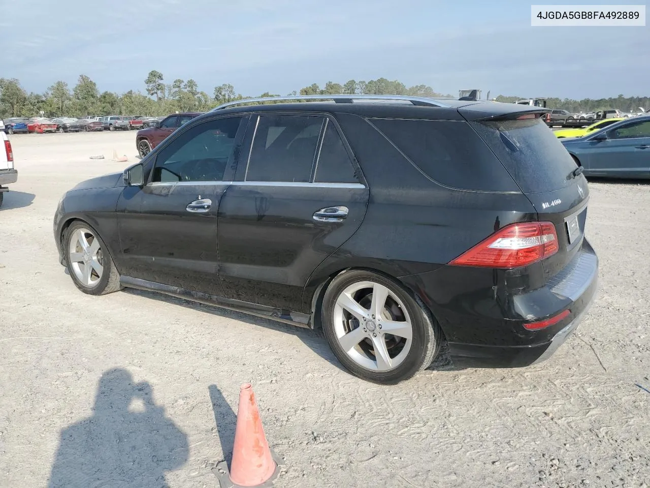 2015 Mercedes-Benz Ml 400 4Matic VIN: 4JGDA5GB8FA492889 Lot: 76122004