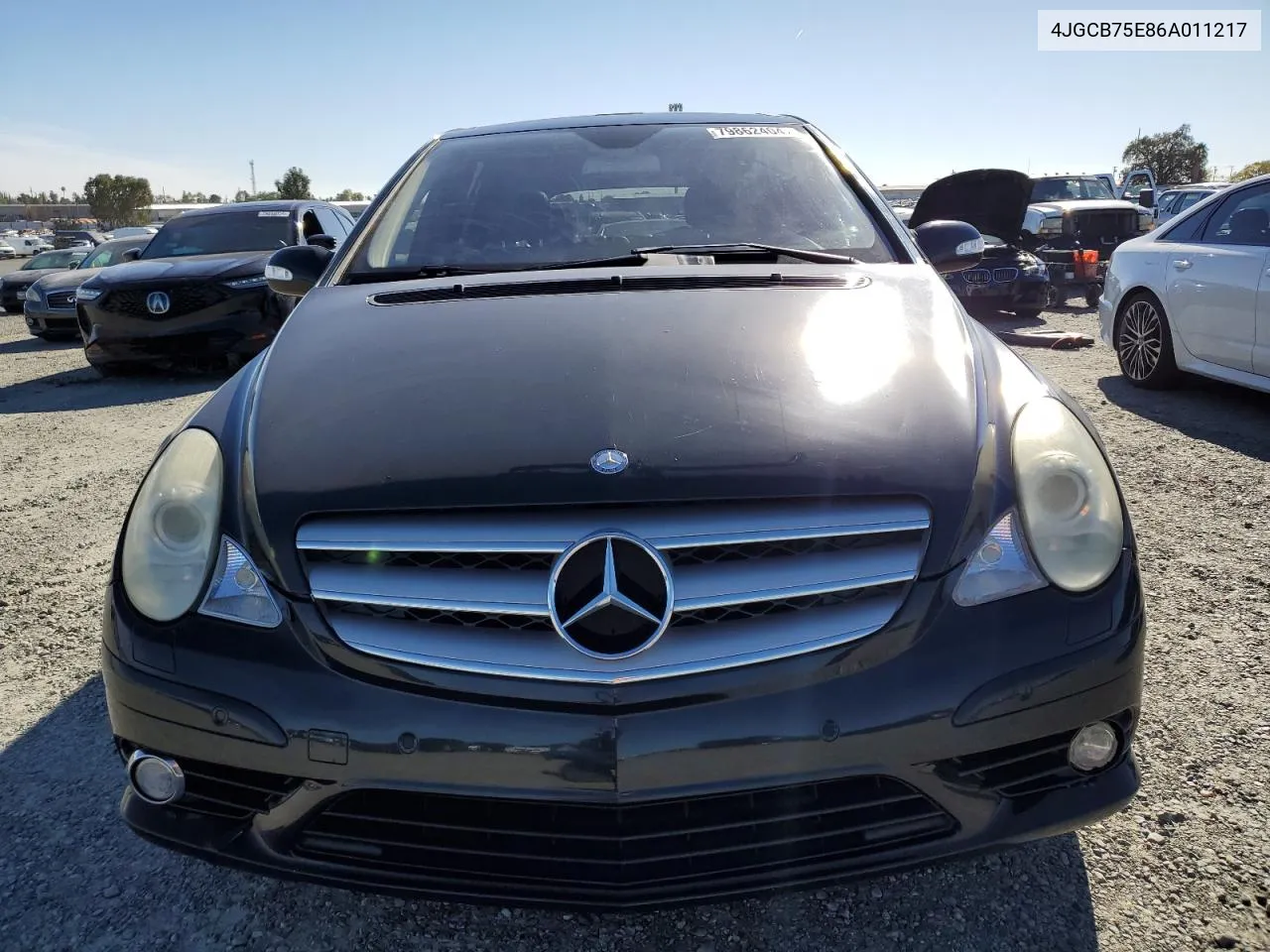 2006 Mercedes-Benz R 500 VIN: 4JGCB75E86A011217 Lot: 79862404