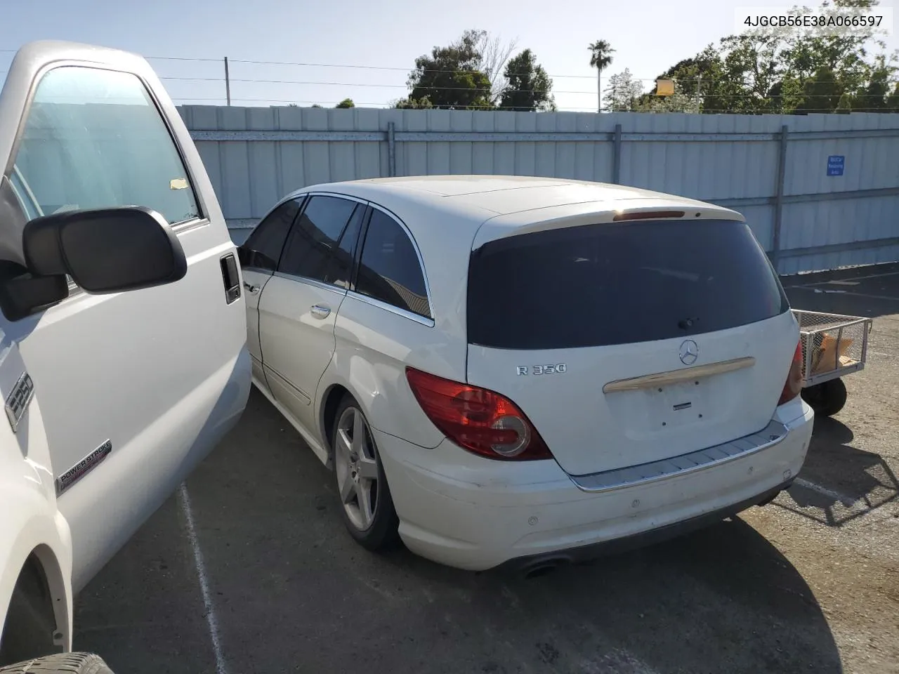 2008 Mercedes-Benz R 350 VIN: 4JGCB56E38A066597 Lot: 55570624