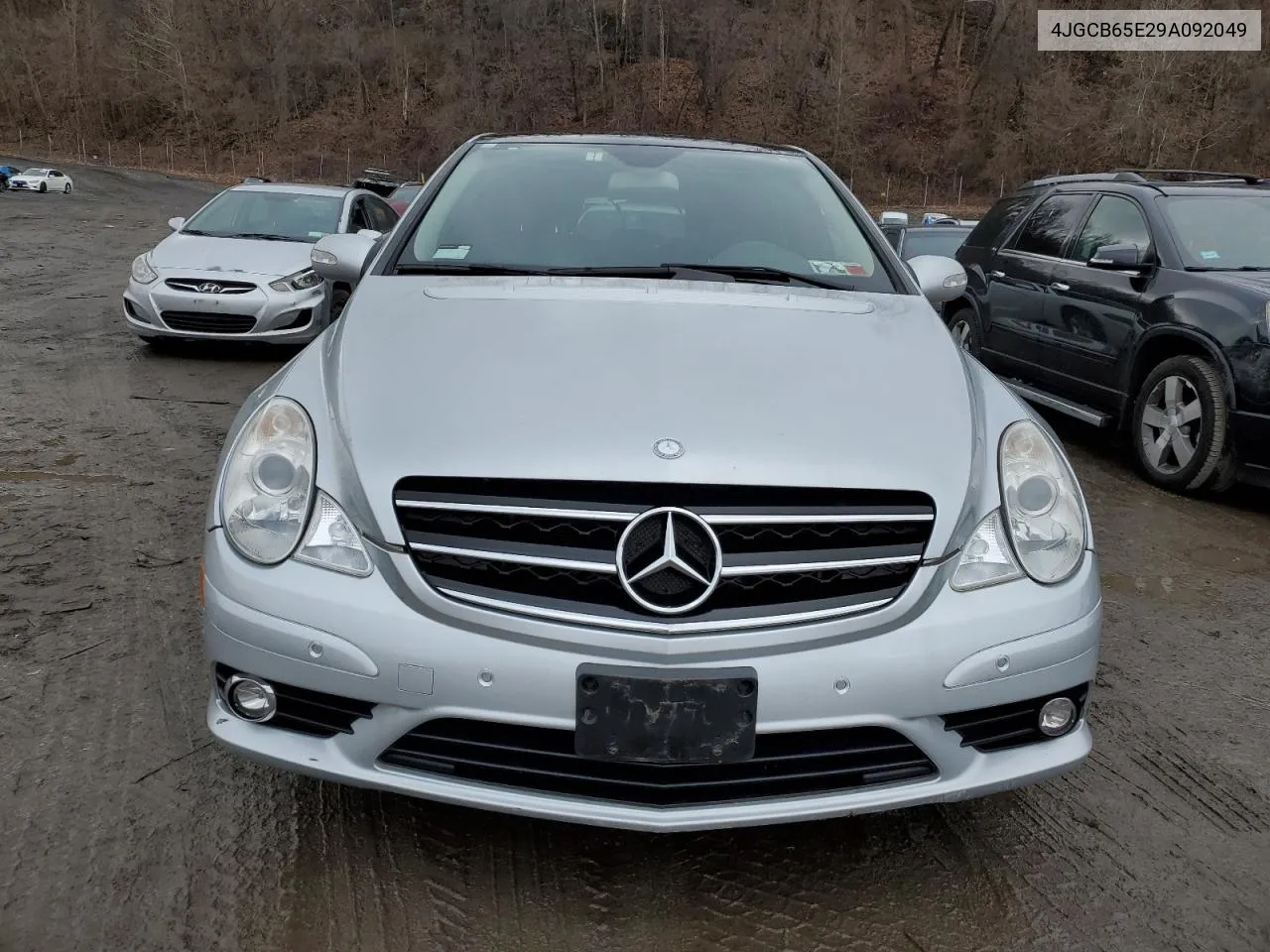 2009 Mercedes-Benz R 350 4Matic VIN: 4JGCB65E29A092049 Lot: 39761384