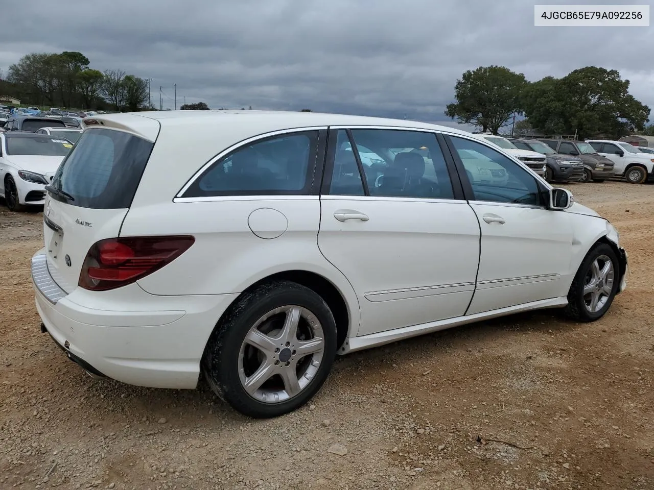 2009 Mercedes-Benz R 350 4Matic VIN: 4JGCB65E79A092256 Lot: 79329064