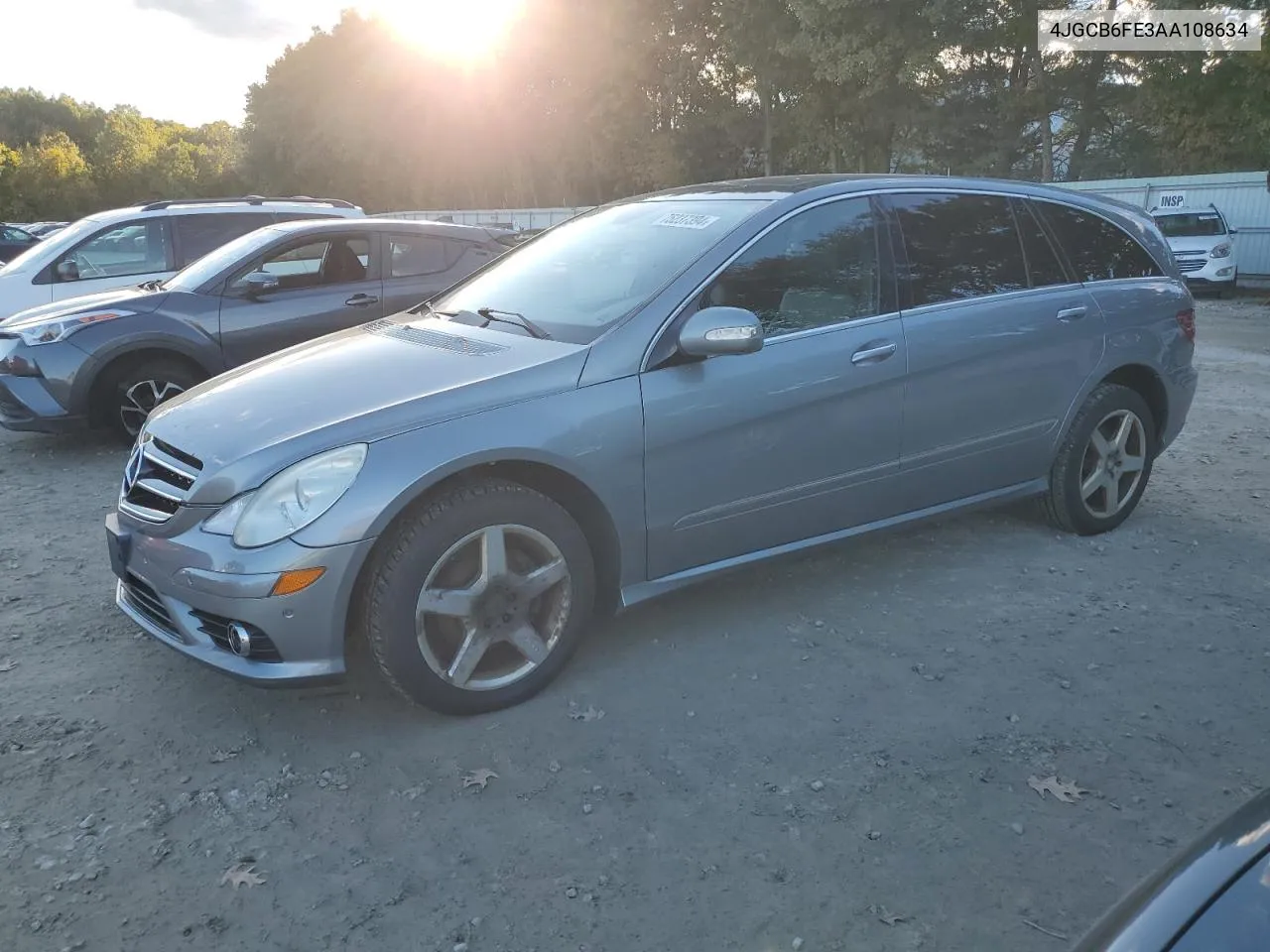 2010 Mercedes-Benz R 350 4Matic VIN: 4JGCB6FE3AA108634 Lot: 75237394