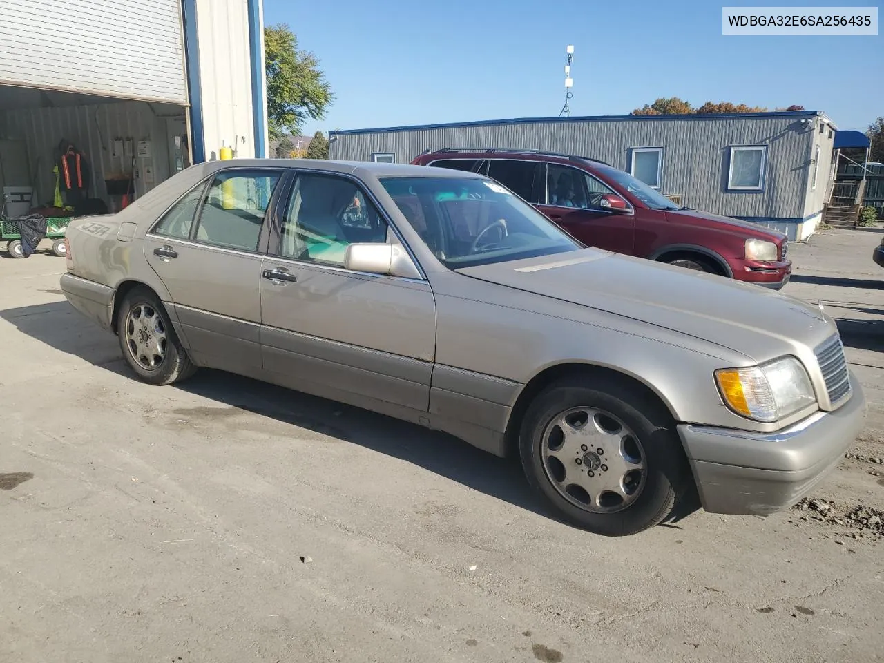 1995 Mercedes-Benz S 320W VIN: WDBGA32E6SA256435 Lot: 77104234