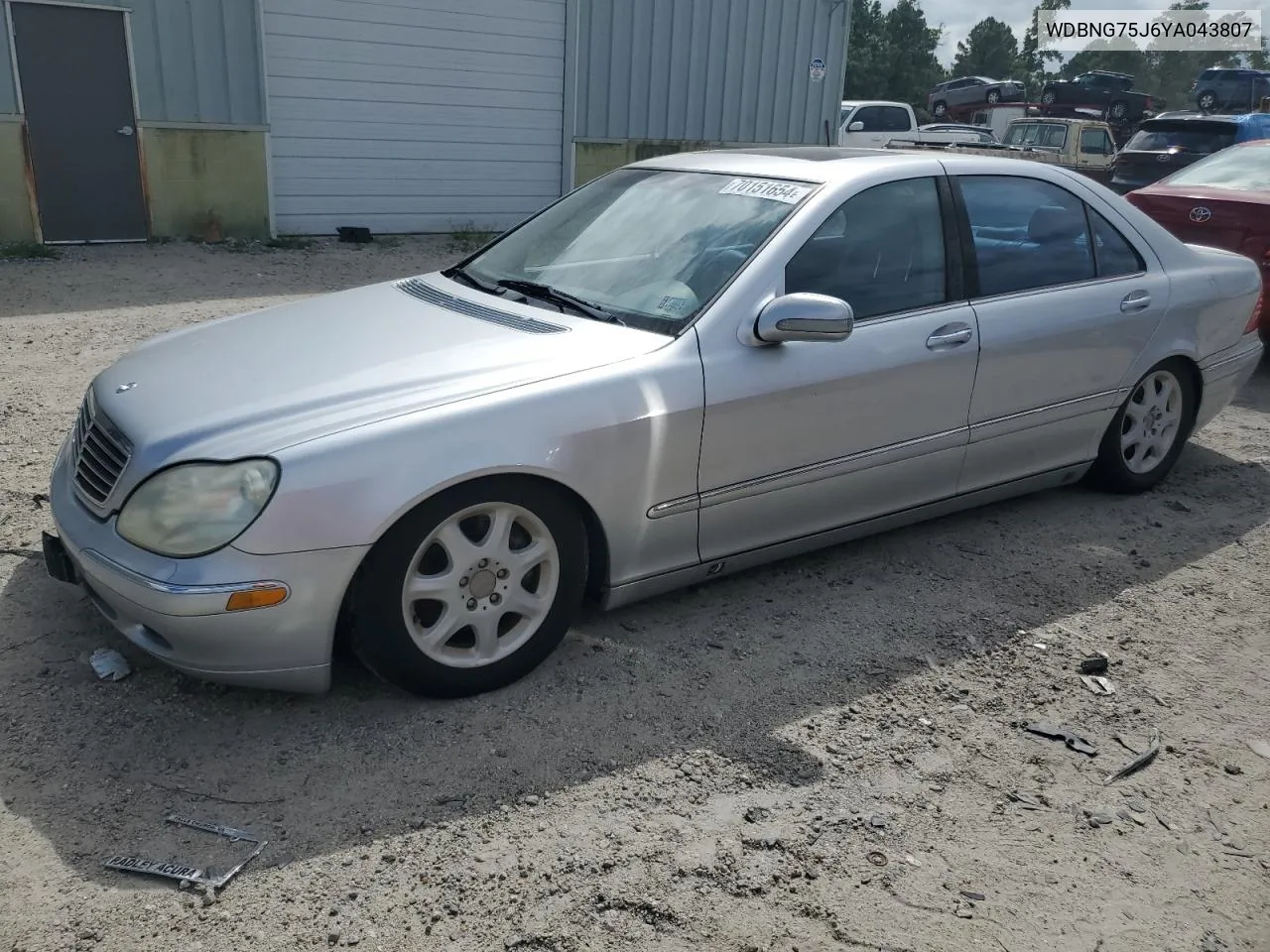 2000 Mercedes-Benz S 500 VIN: WDBNG75J6YA043807 Lot: 70151654