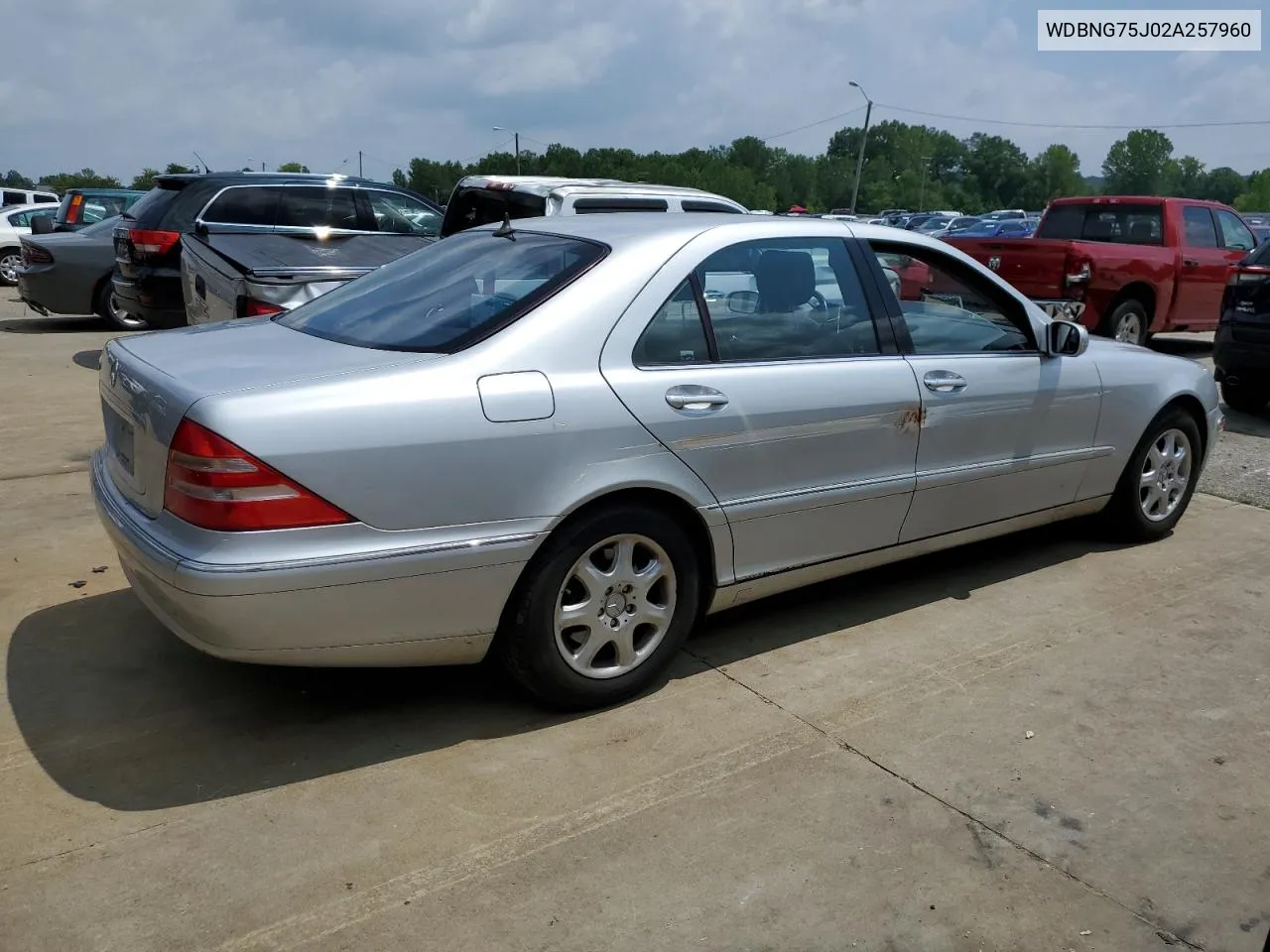 2002 Mercedes-Benz S 500 VIN: WDBNG75J02A257960 Lot: 65977434