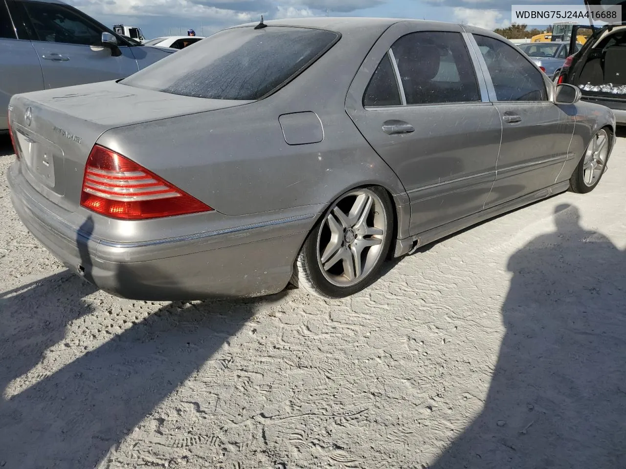 2004 Mercedes-Benz S 500 VIN: WDBNG75J24A416688 Lot: 75614554