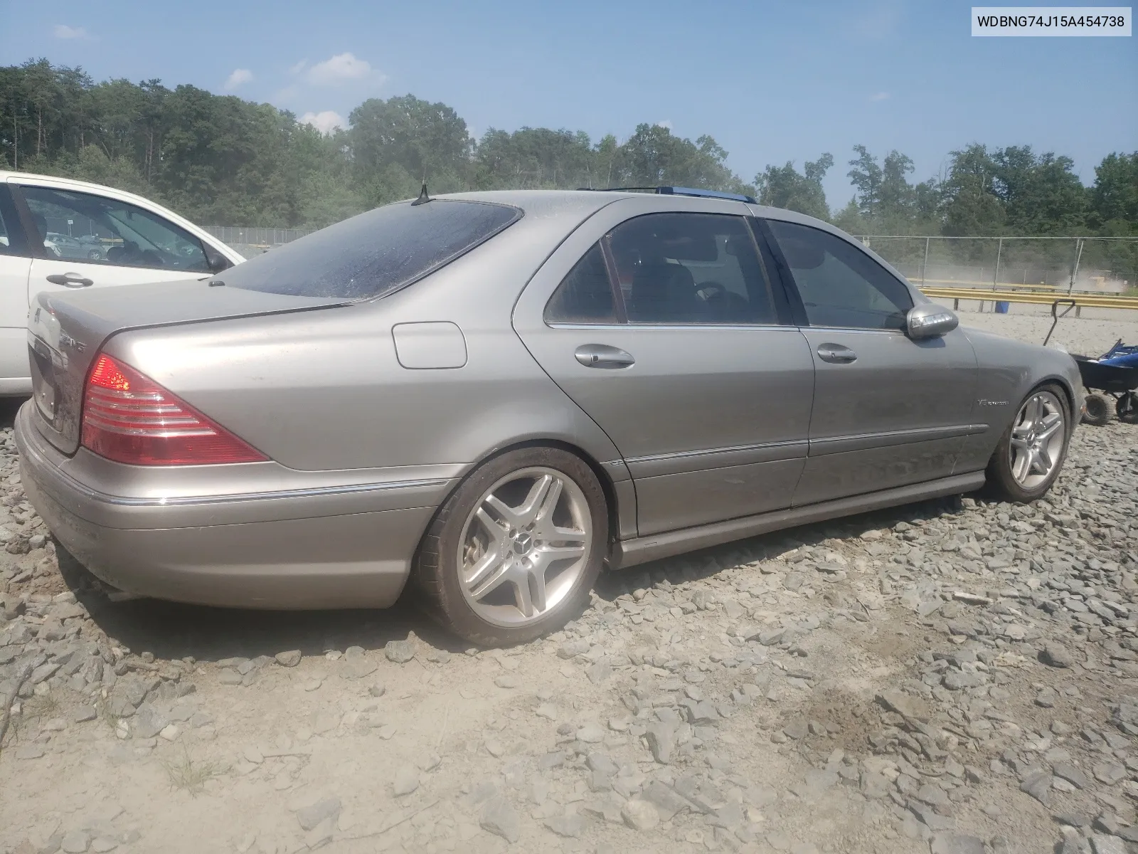 2005 Mercedes-Benz S 55 Amg VIN: WDBNG74J15A454738 Lot: 64935874