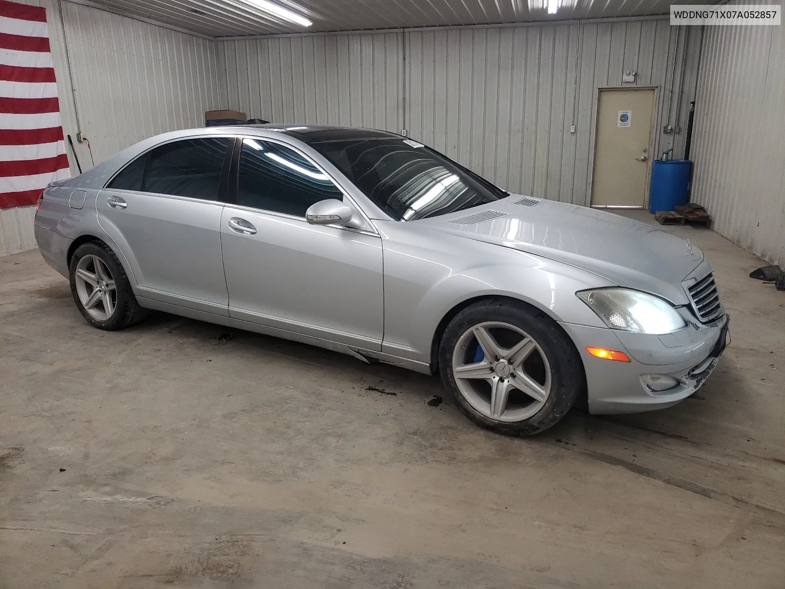 2007 Mercedes-Benz S 550 VIN: WDDNG71X07A052857 Lot: 38213714