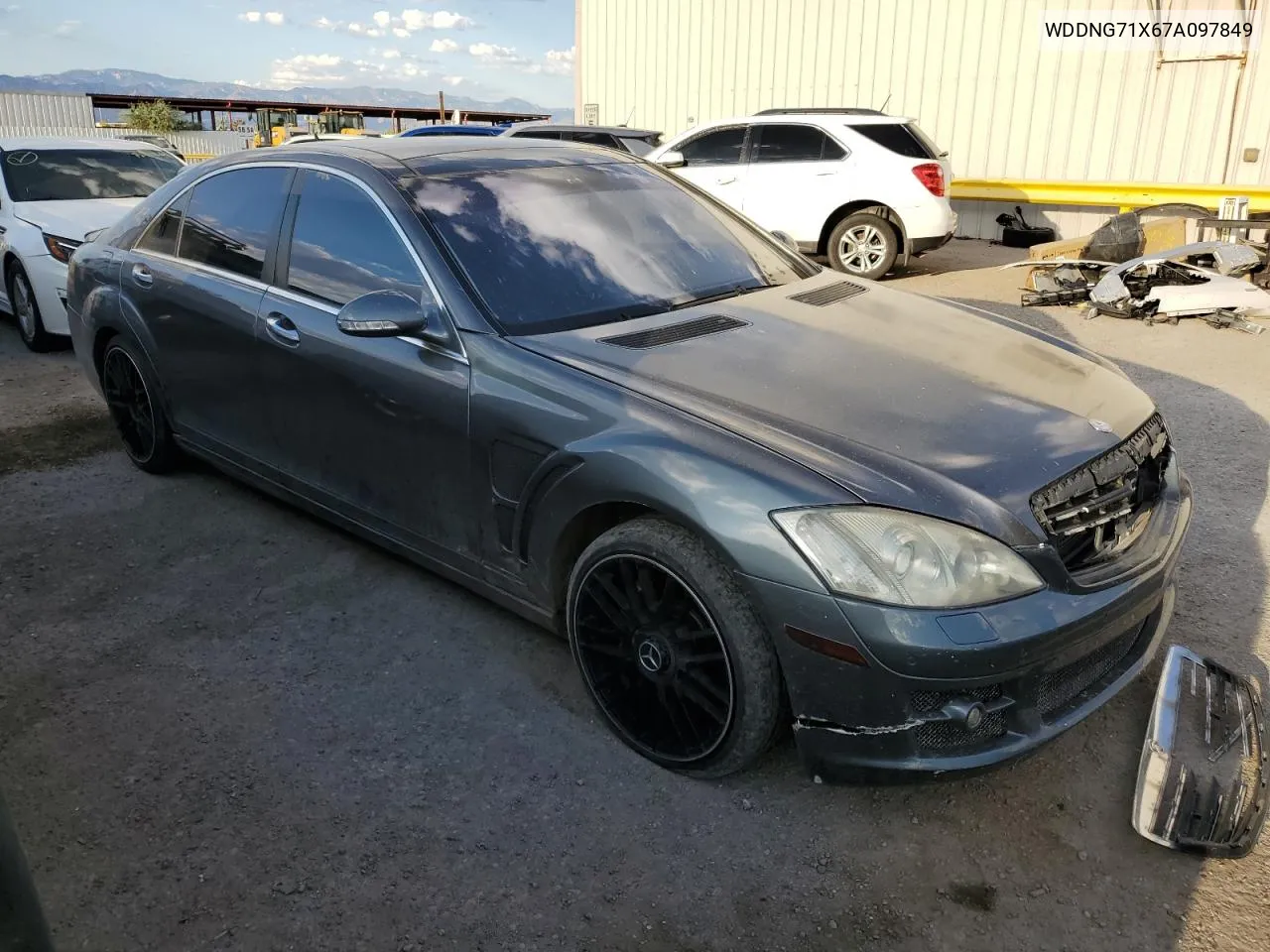 2007 Mercedes-Benz S 550 VIN: WDDNG71X67A097849 Lot: 72895334