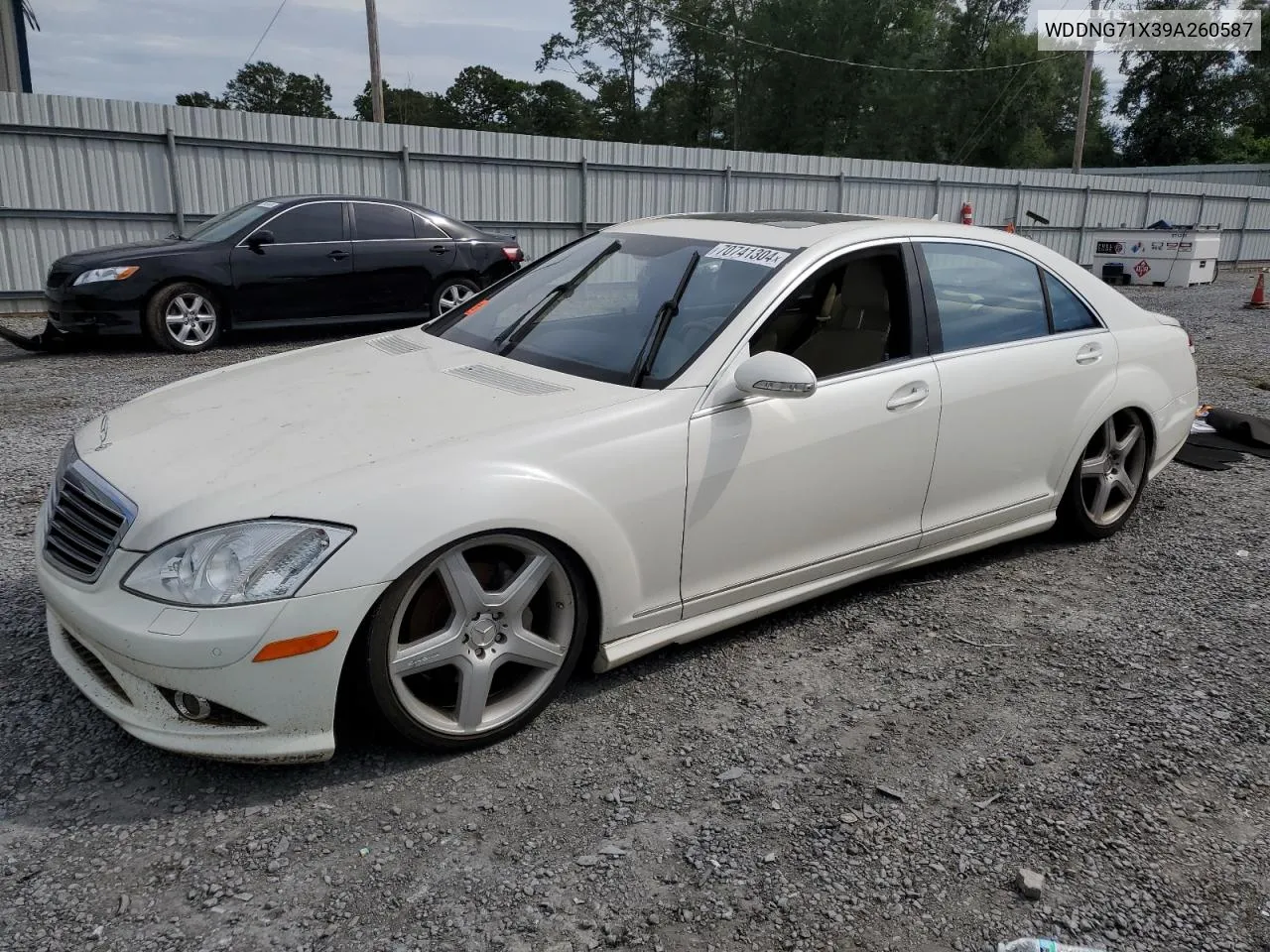 2009 Mercedes-Benz S 550 VIN: WDDNG71X39A260587 Lot: 70741304