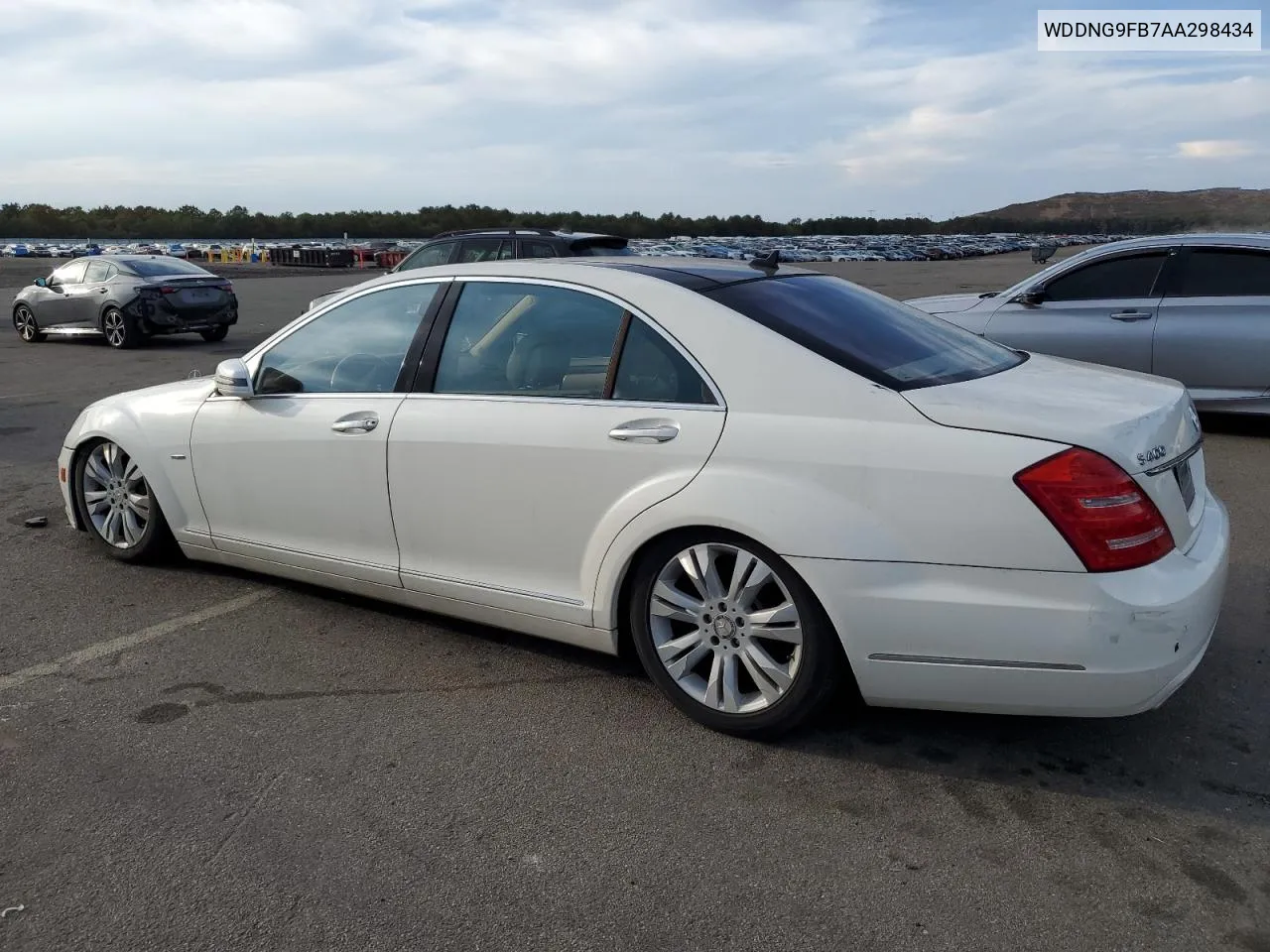 2010 Mercedes-Benz S 400 VIN: WDDNG9FB7AA298434 Lot: 74480834