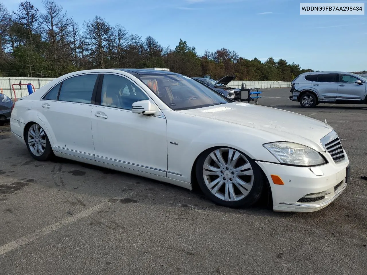 2010 Mercedes-Benz S 400 VIN: WDDNG9FB7AA298434 Lot: 74480834