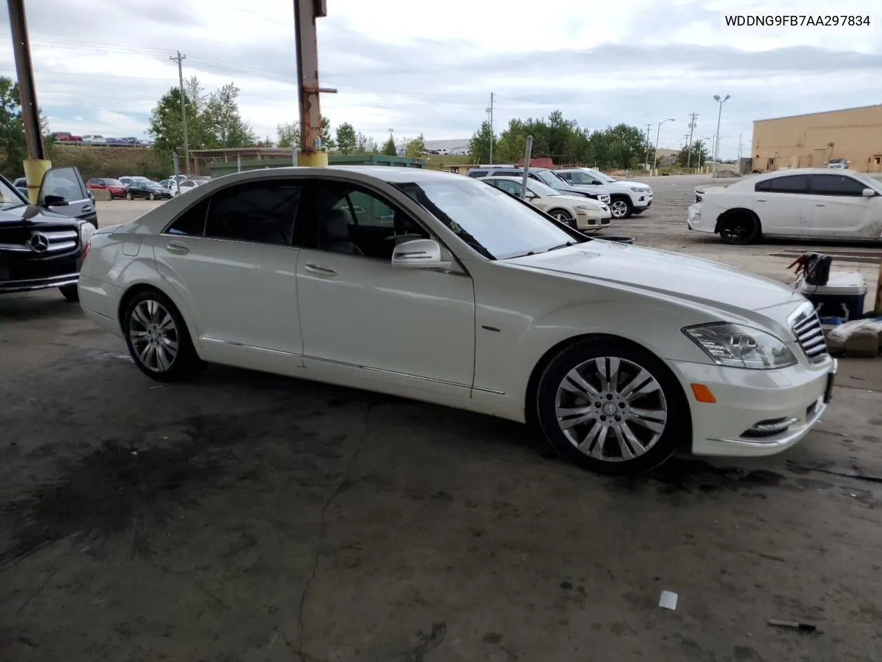 2010 Mercedes-Benz S 400 VIN: WDDNG9FB7AA297834 Lot: 74783614