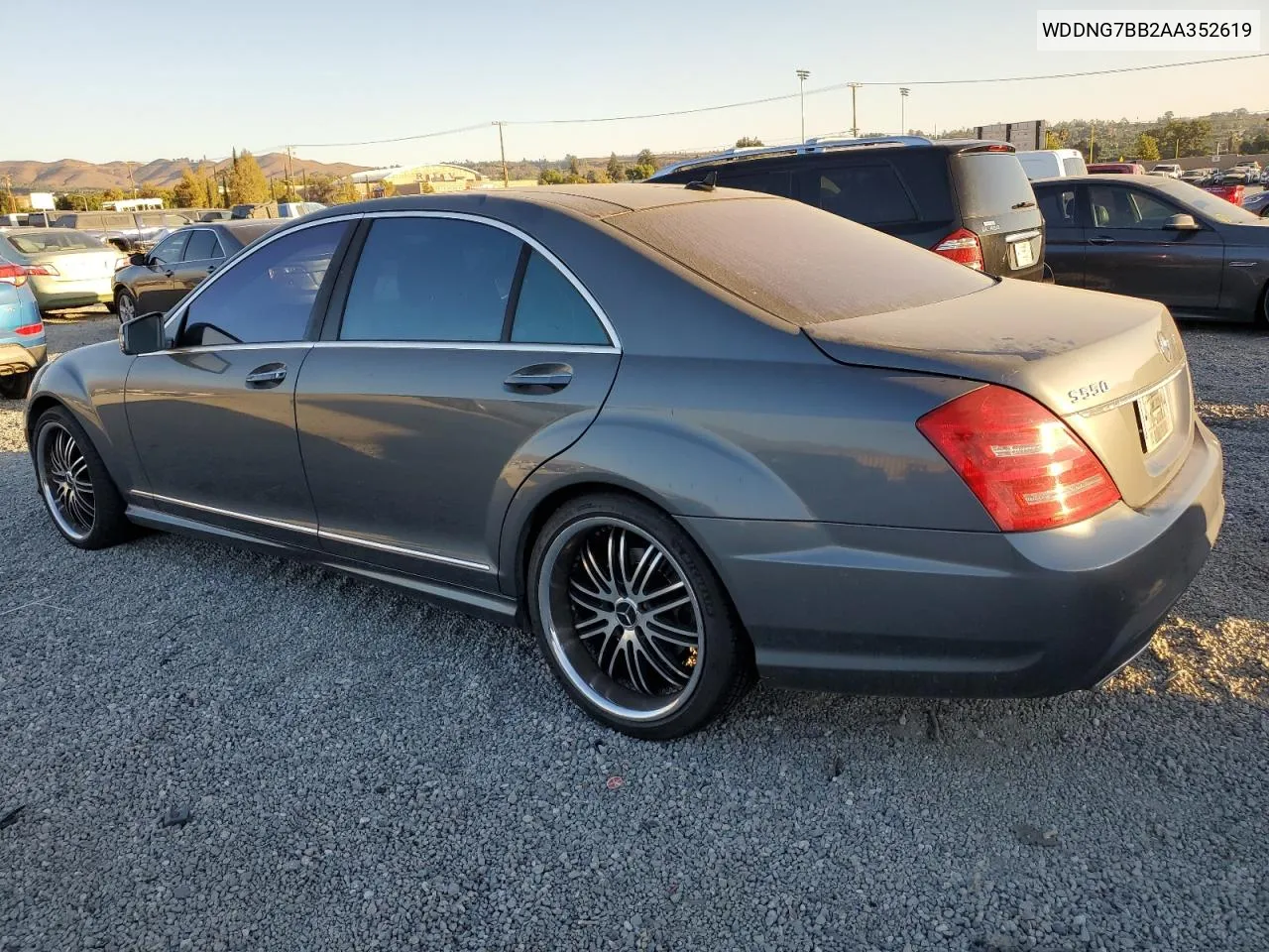 2010 Mercedes-Benz S 550 VIN: WDDNG7BB2AA352619 Lot: 77407264