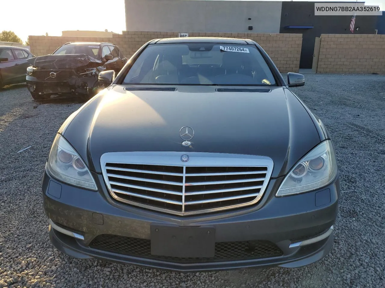 2010 Mercedes-Benz S 550 VIN: WDDNG7BB2AA352619 Lot: 77407264