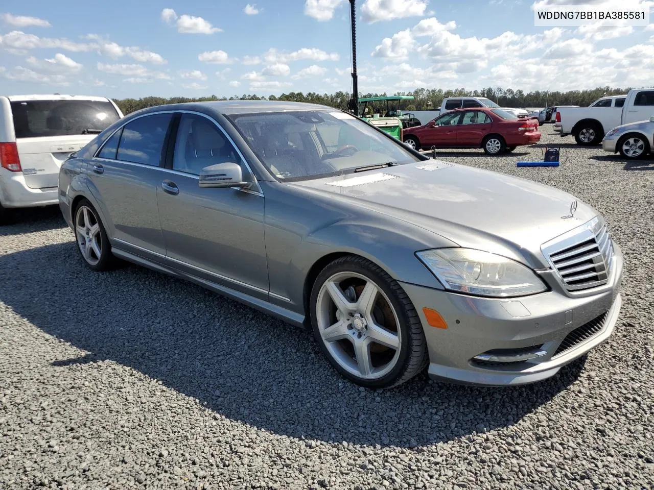 2011 Mercedes-Benz S 550 VIN: WDDNG7BB1BA385581 Lot: 77732074