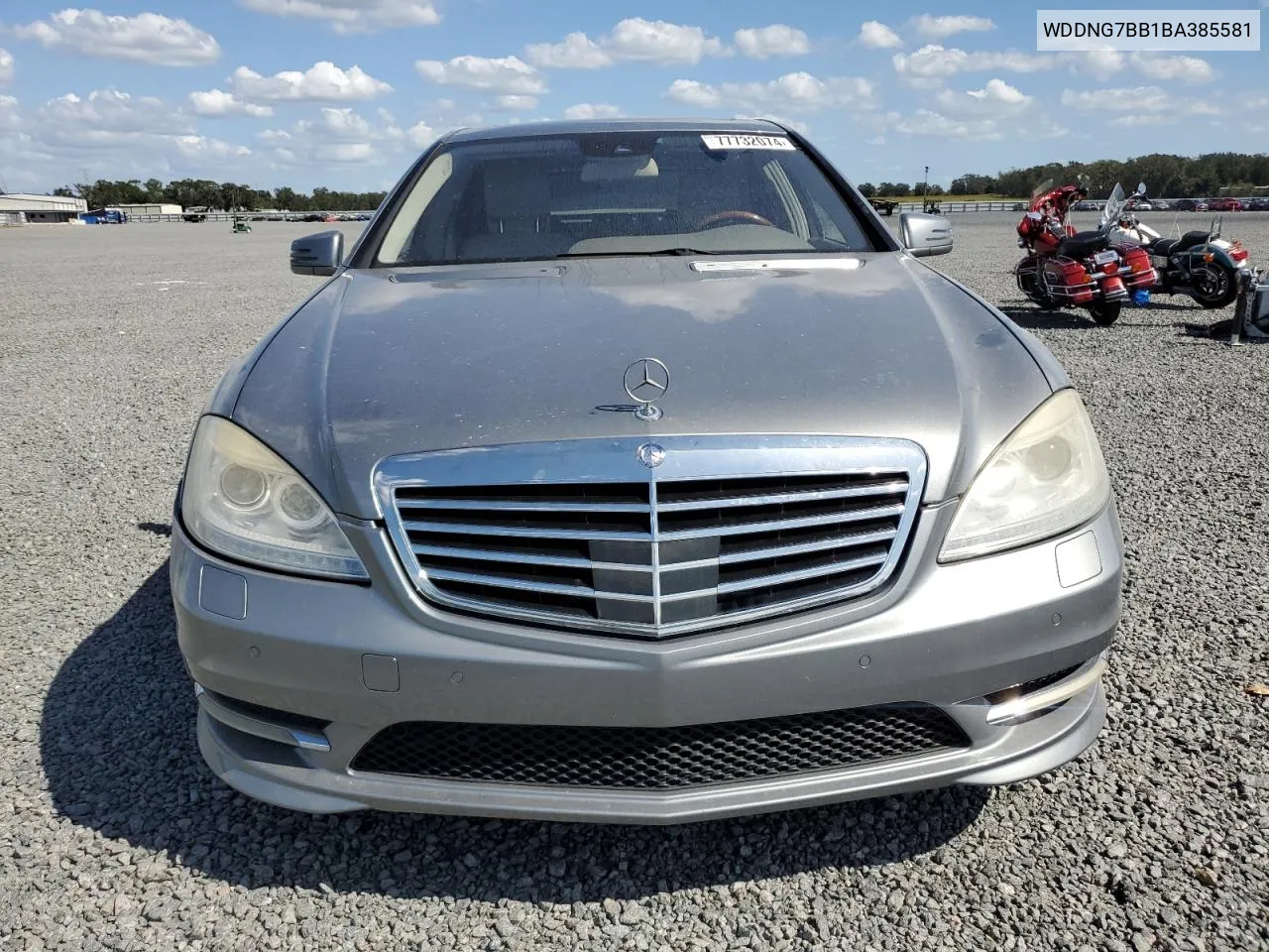 2011 Mercedes-Benz S 550 VIN: WDDNG7BB1BA385581 Lot: 77732074