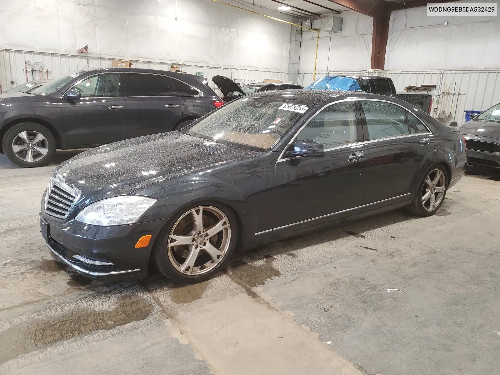 2013 Mercedes-Benz S 550 4Matic VIN: WDDNG9EB5DA532429 Lot: 65679234