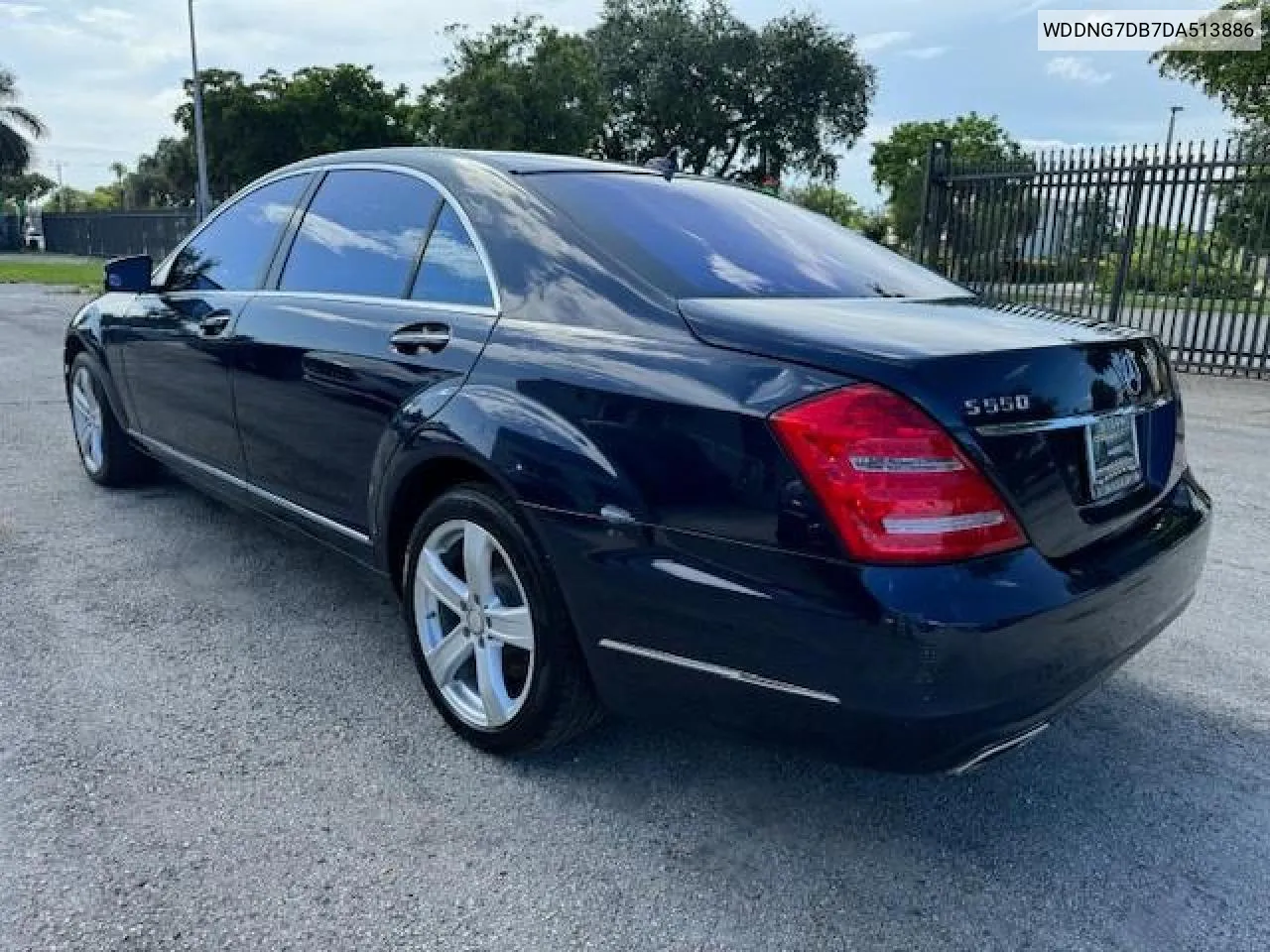 2013 Mercedes-Benz S 550 VIN: WDDNG7DB7DA513886 Lot: 80802814