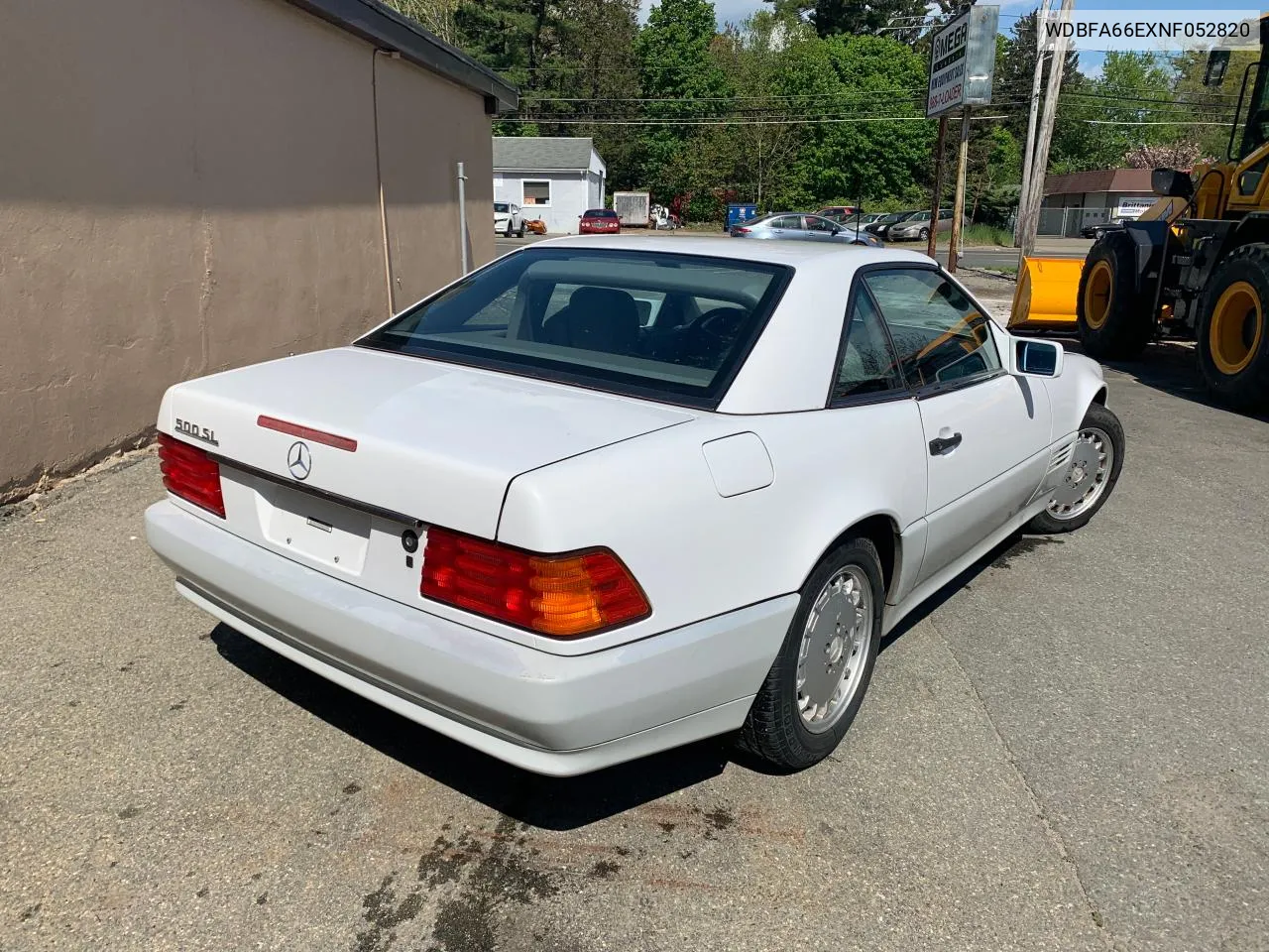 1992 Mercedes-Benz 500 Sl VIN: WDBFA66EXNF052820 Lot: 74695194