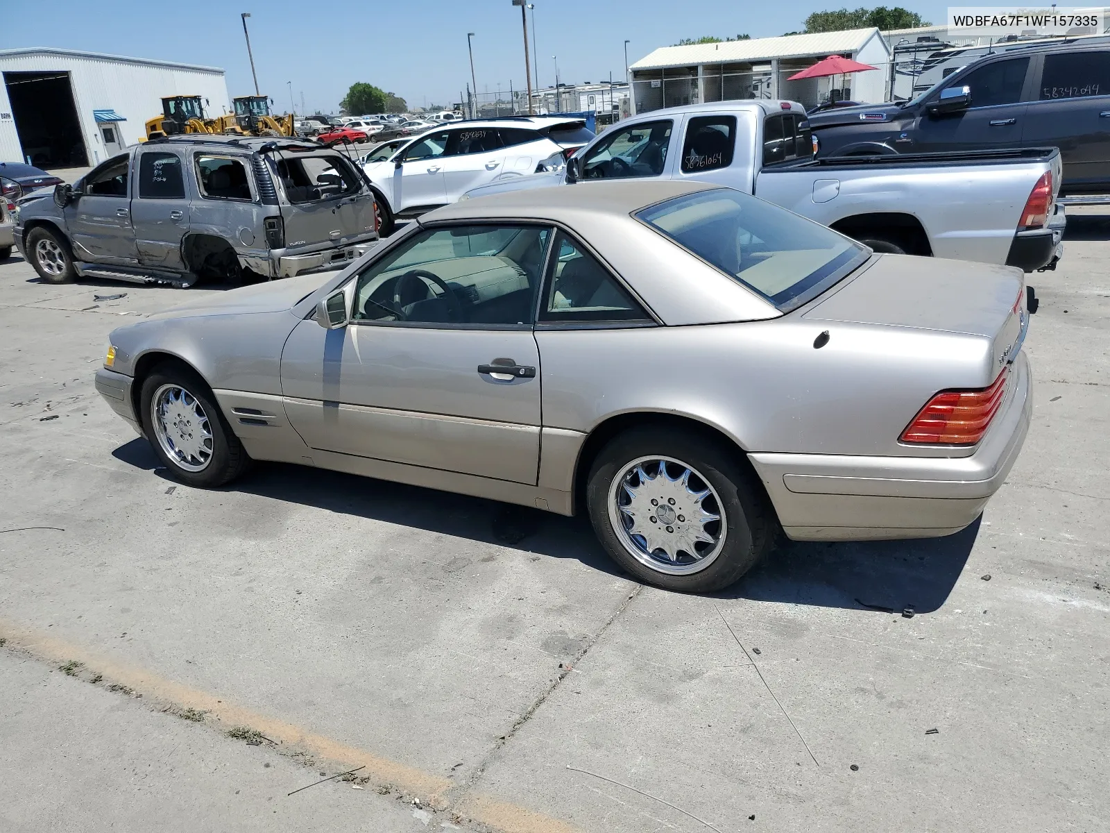 1998 Mercedes-Benz Sl 500 VIN: WDBFA67F1WF157335 Lot: 56956294