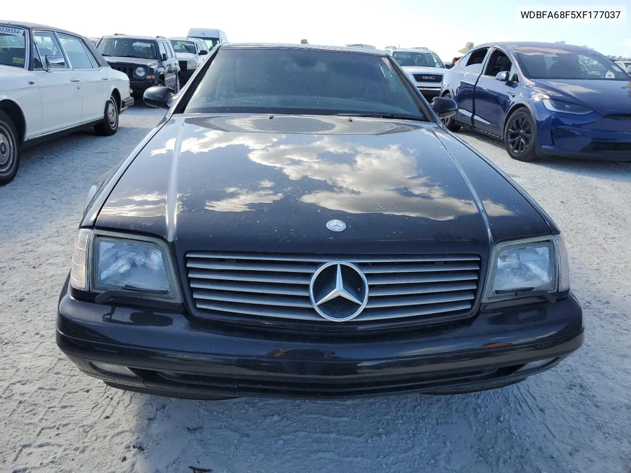 1999 Mercedes-Benz Sl 500 VIN: WDBFA68F5XF177037 Lot: 77098654