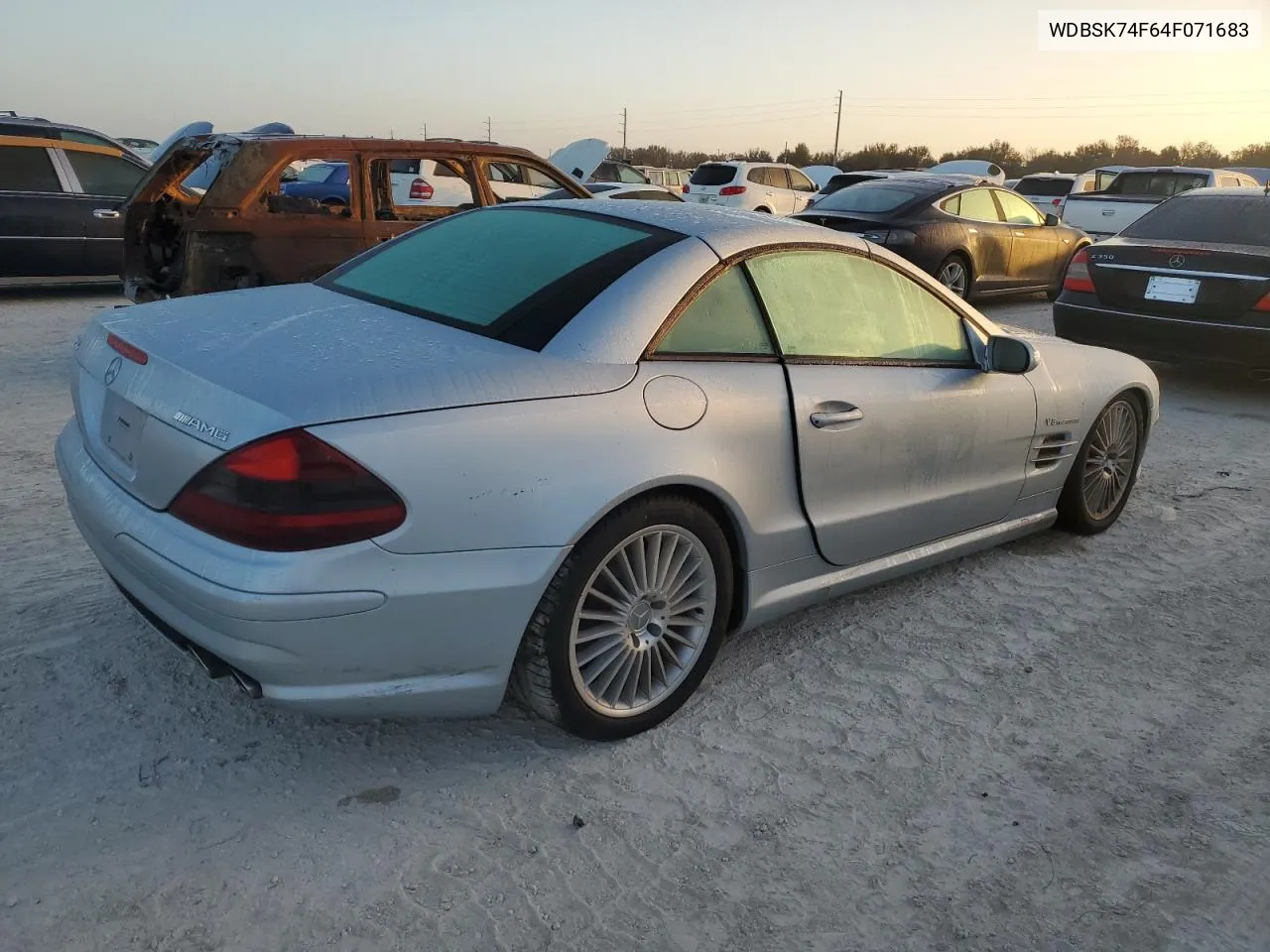 2004 Mercedes-Benz Sl 55 Amg VIN: WDBSK74F64F071683 Lot: 75084534