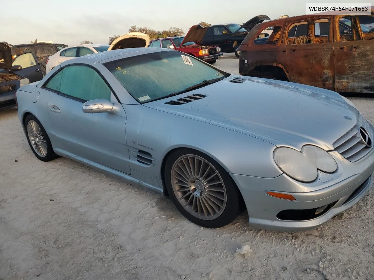 2004 Mercedes-Benz Sl 55 Amg VIN: WDBSK74F64F071683 Lot: 75084534