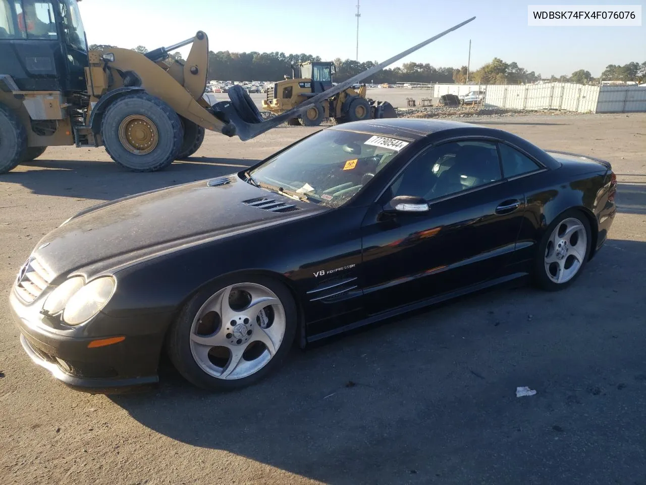 2004 Mercedes-Benz Sl 55 Amg VIN: WDBSK74FX4F076076 Lot: 77790544