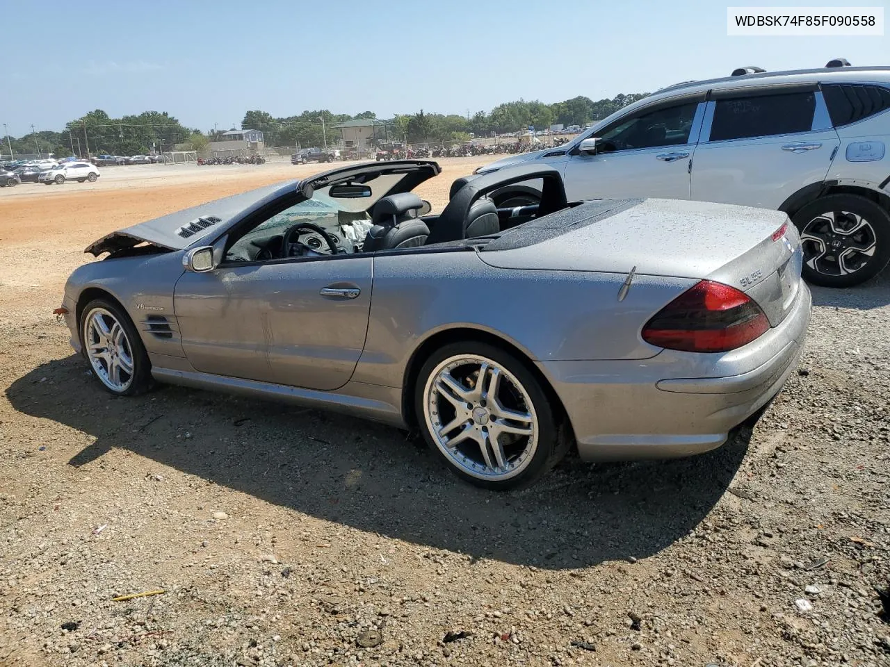 2005 Mercedes-Benz Sl 55 Amg VIN: WDBSK74F85F090558 Lot: 68832854