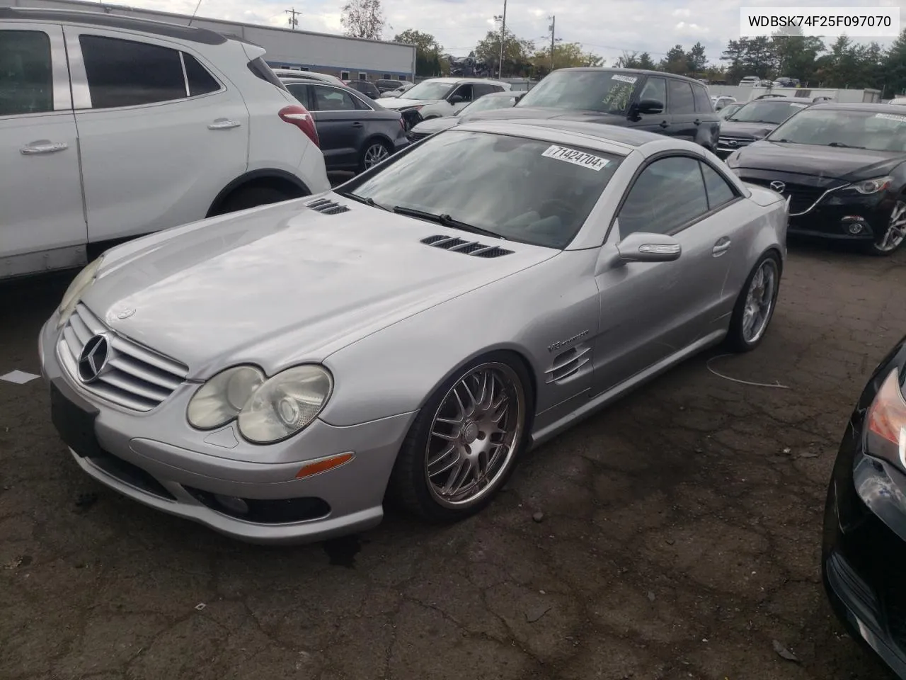 2005 Mercedes-Benz Sl 55 Amg VIN: WDBSK74F25F097070 Lot: 71424704