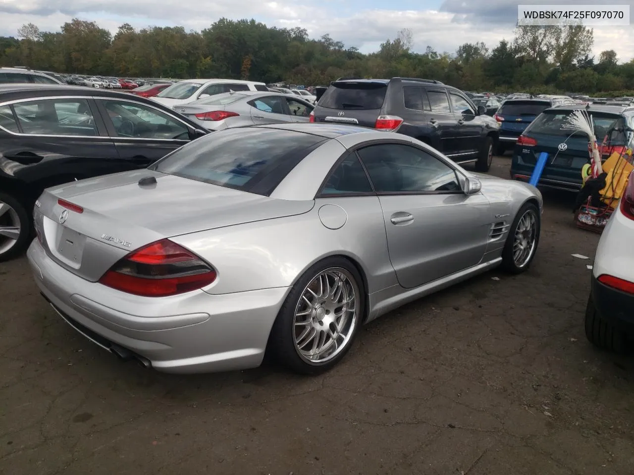 2005 Mercedes-Benz Sl 55 Amg VIN: WDBSK74F25F097070 Lot: 71424704