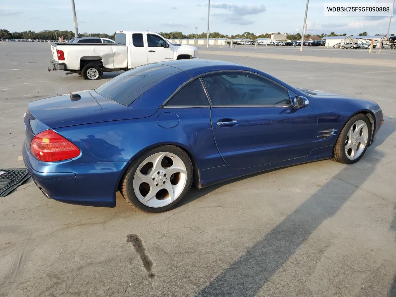 2005 Mercedes-Benz Sl 500 VIN: WDBSK75F95F090888 Lot: 78205234