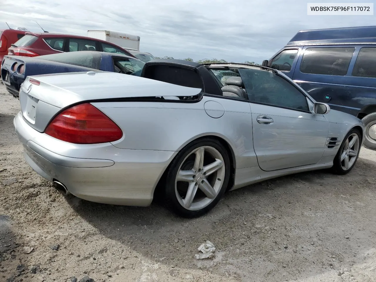 2006 Mercedes-Benz Sl 500 VIN: WDBSK75F96F117072 Lot: 74850004