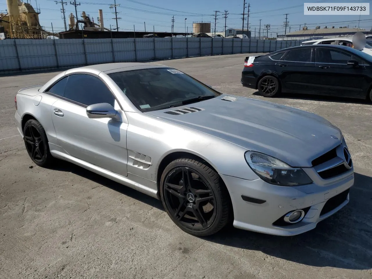 2009 Mercedes-Benz Sl 550 VIN: WDBSK71F09F143733 Lot: 69045444