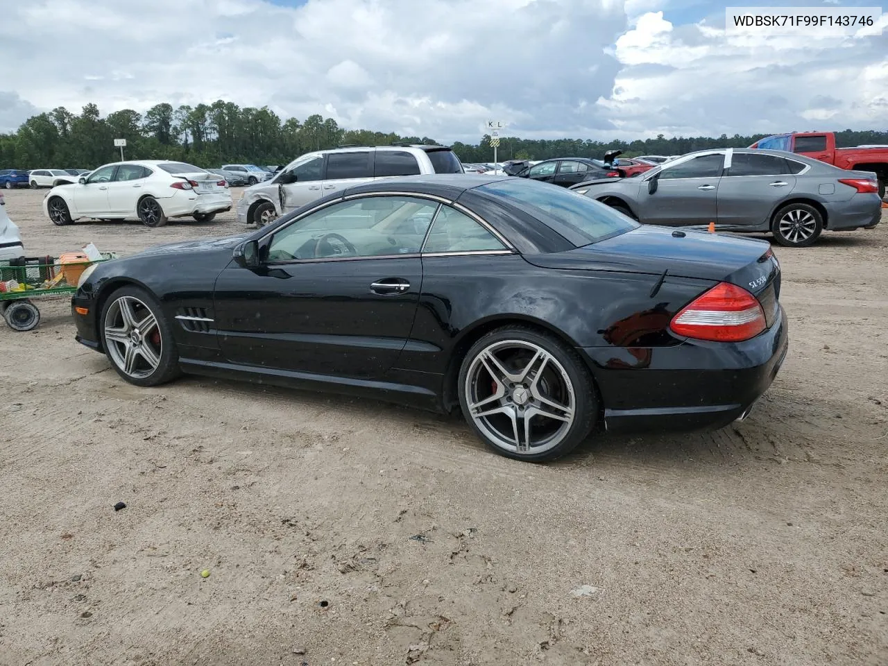 2009 Mercedes-Benz Sl 550 VIN: WDBSK71F99F143746 Lot: 70638304