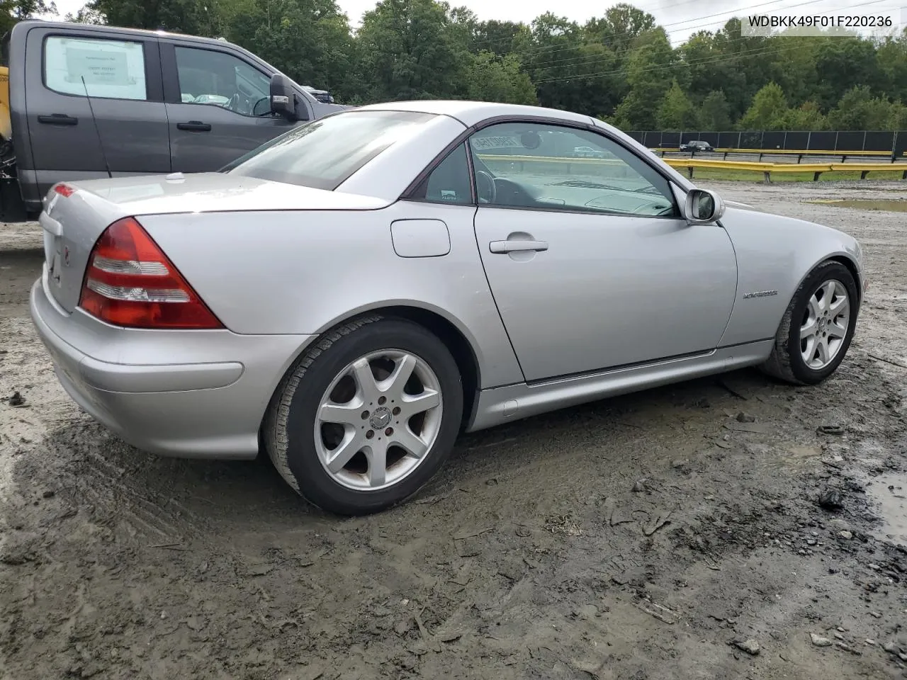 2001 Mercedes-Benz Slk 230 Kompressor VIN: WDBKK49F01F220236 Lot: 72992154