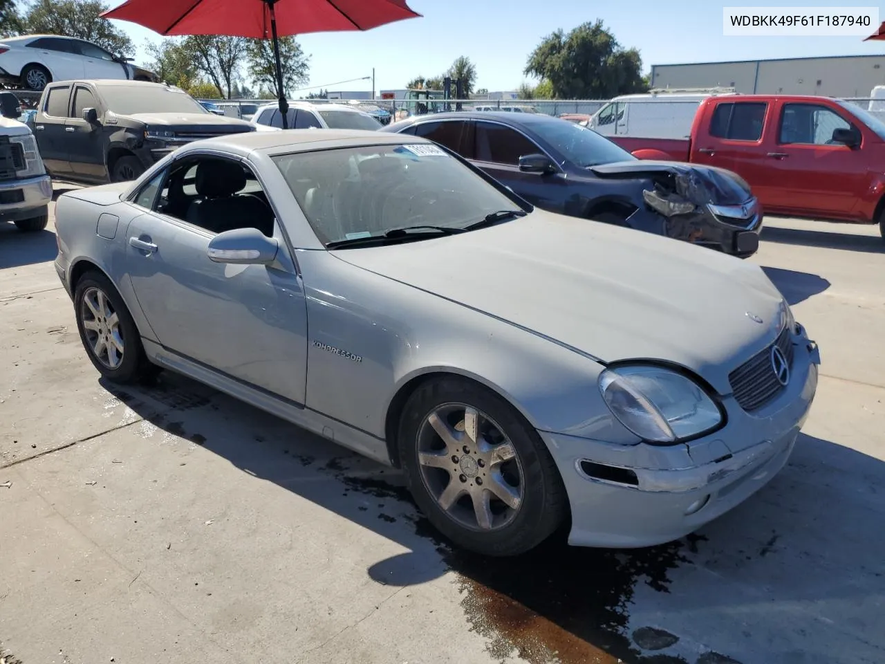 2001 Mercedes-Benz Slk 230 Kompressor VIN: WDBKK49F61F187940 Lot: 76110434