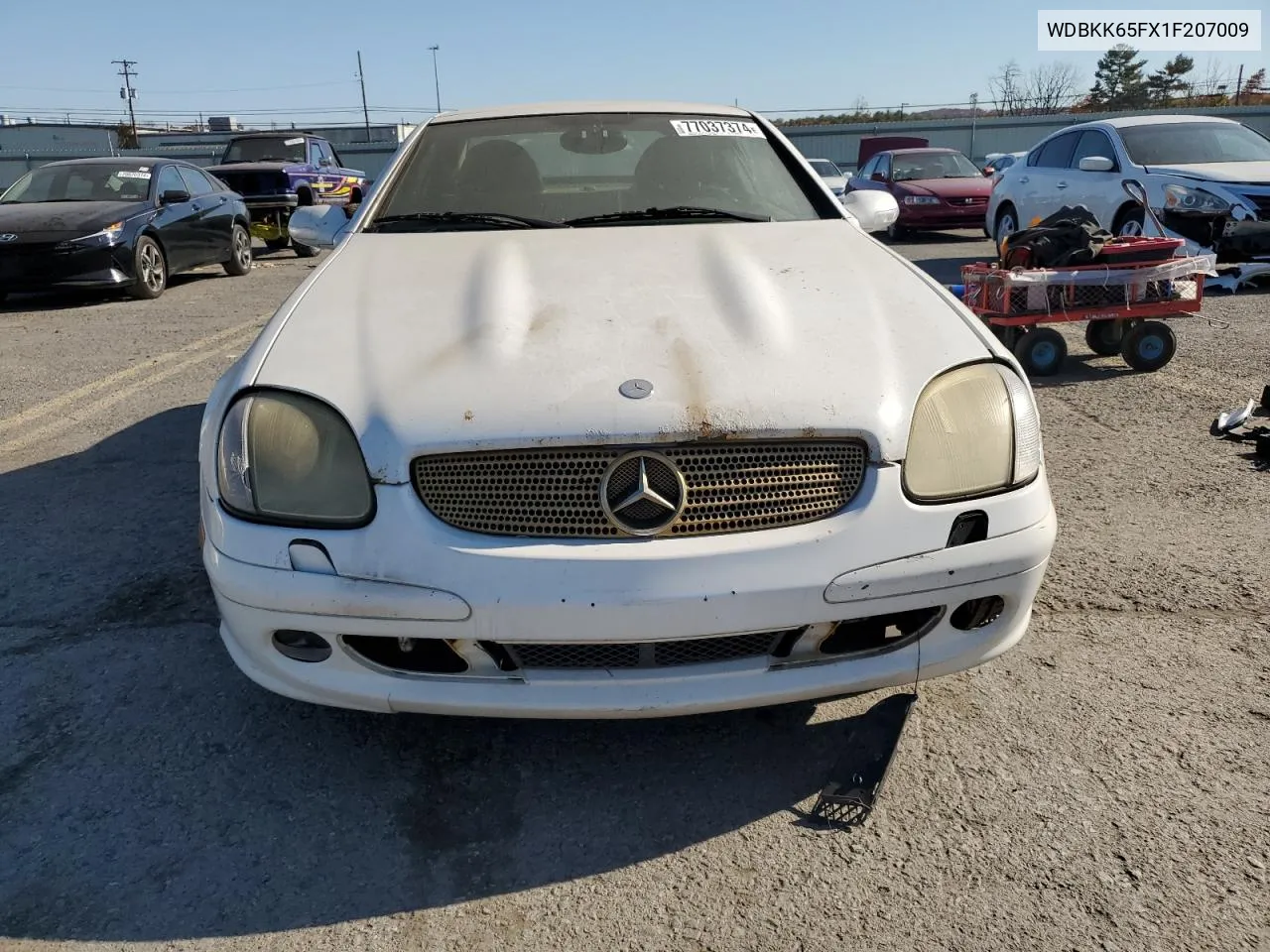 WDBKK65FX1F207009 2001 Mercedes-Benz Slk 320