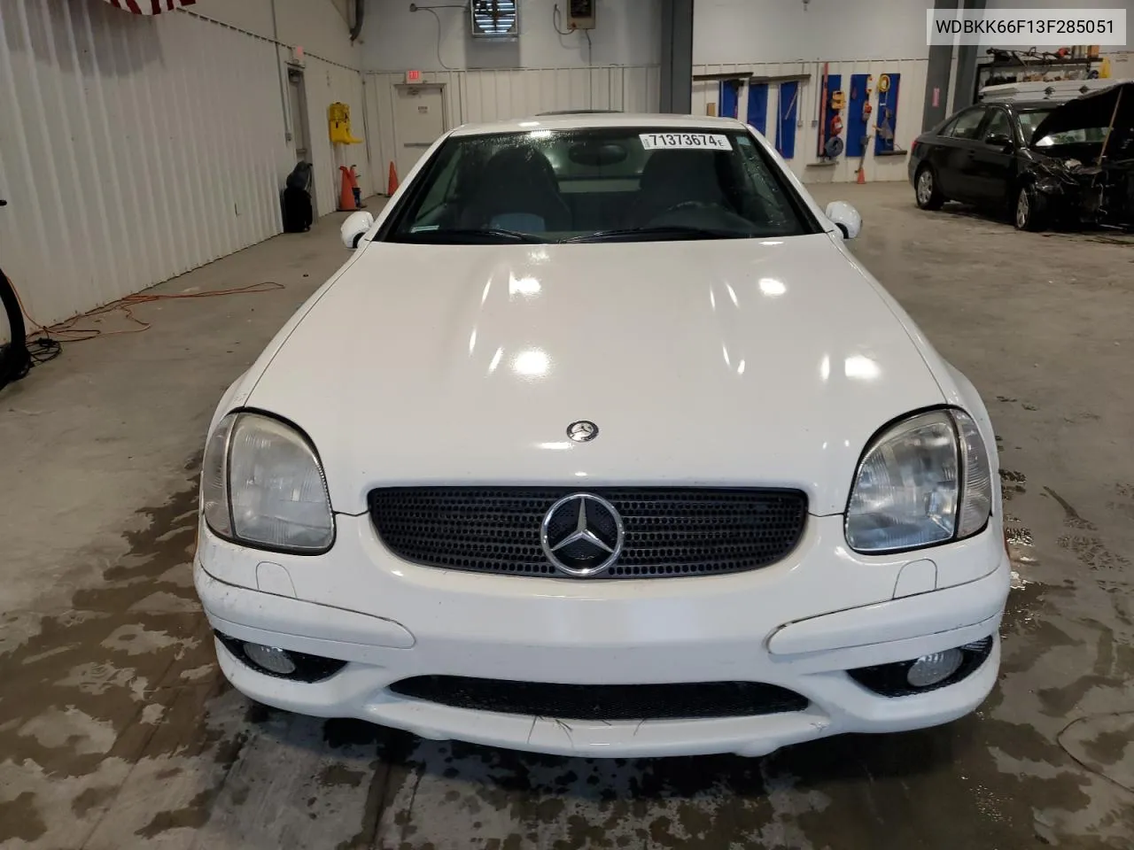 2003 Mercedes-Benz Slk 32 Amg Kompressor VIN: WDBKK66F13F285051 Lot: 71373674