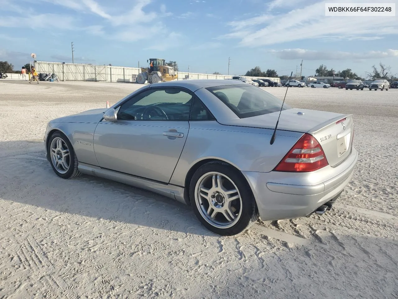 2004 Mercedes-Benz Slk 32 Amg Kompressor VIN: WDBKK66F64F302248 Lot: 76944354