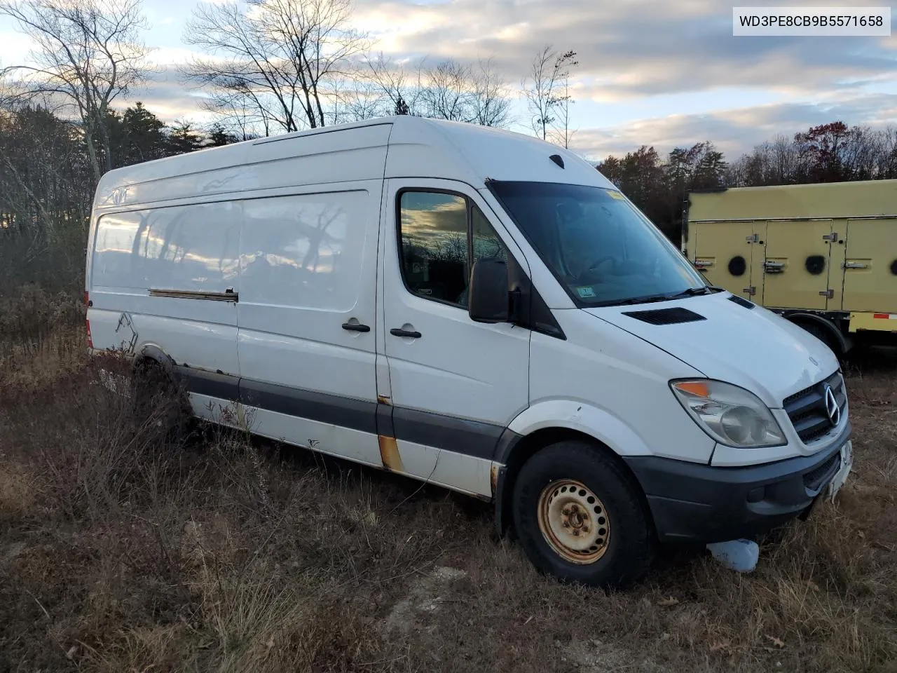 2011 Mercedes-Benz Sprinter 2500 VIN: WD3PE8CB9B5571658 Lot: 77658894