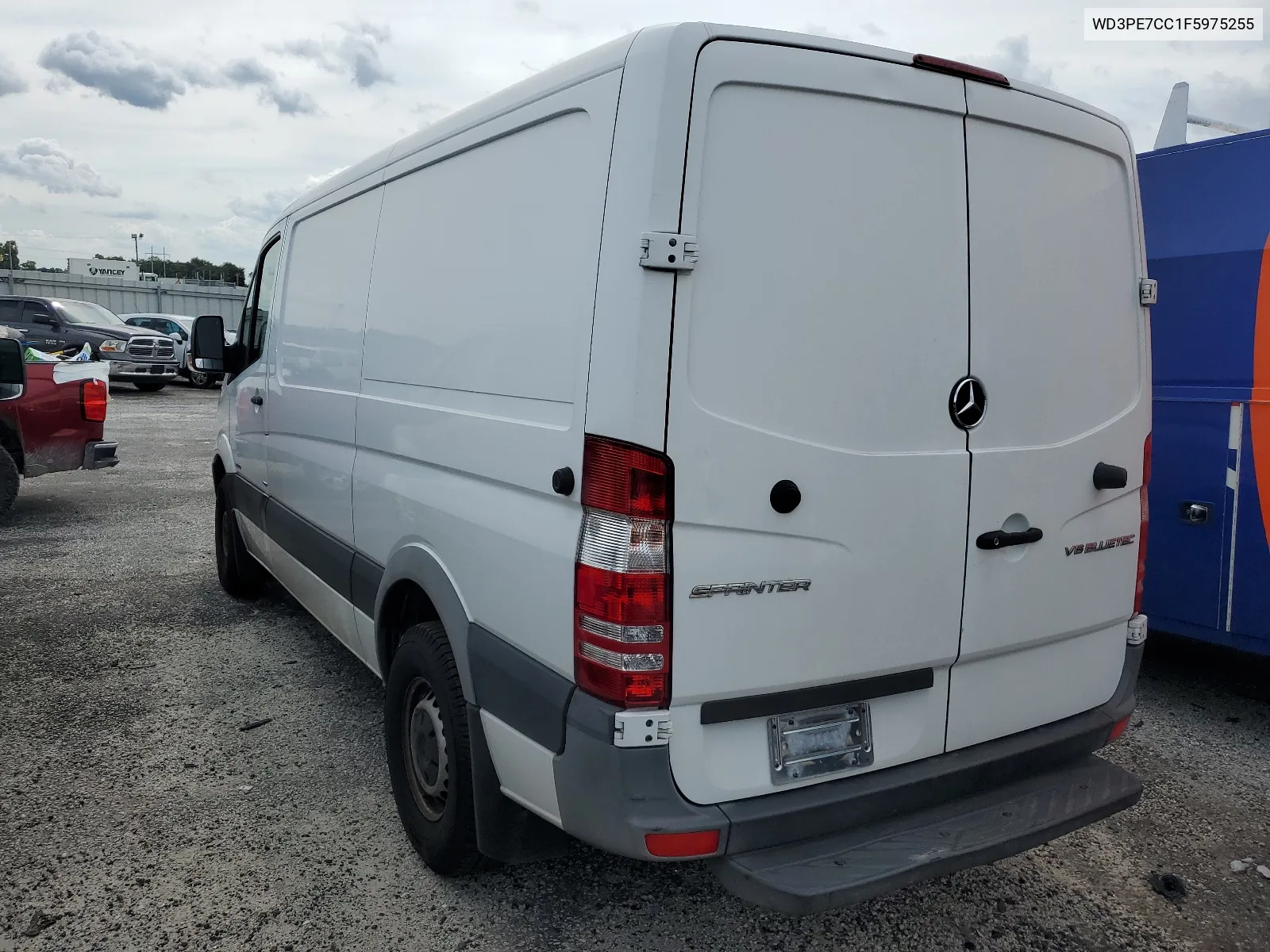 2015 Mercedes-Benz Sprinter 2500 VIN: WD3PE7CC1F5975255 Lot: 64040494