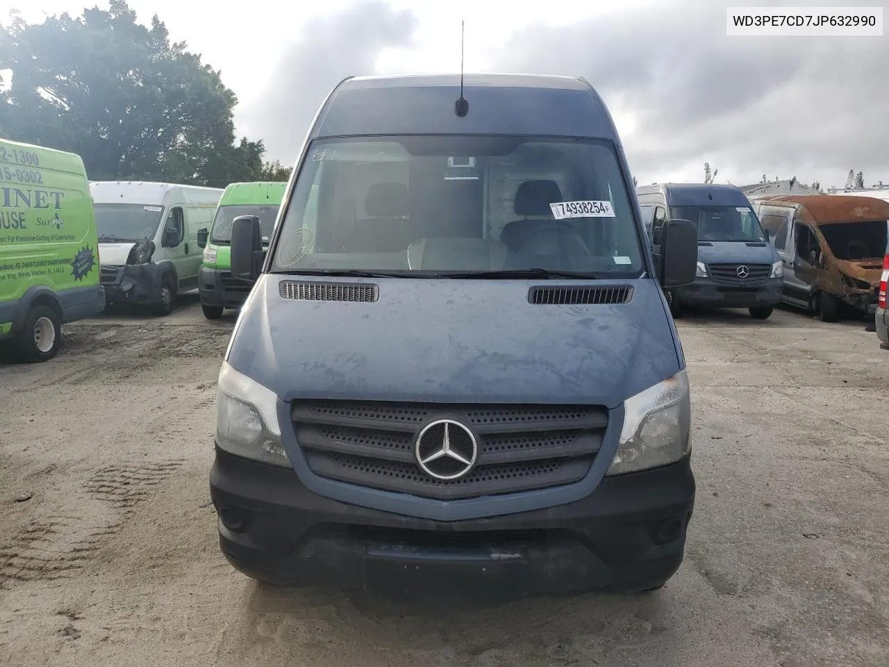 2018 Mercedes-Benz Sprinter 2500 VIN: WD3PE7CD7JP632990 Lot: 74938254