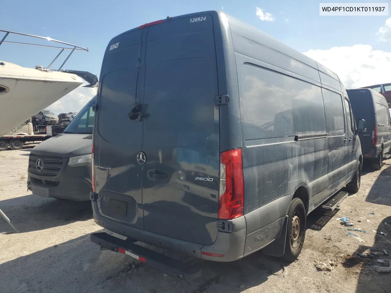 2019 Mercedes-Benz Sprinter 2500/3500 VIN: WD4PF1CD1KT011937 Lot: 74951644