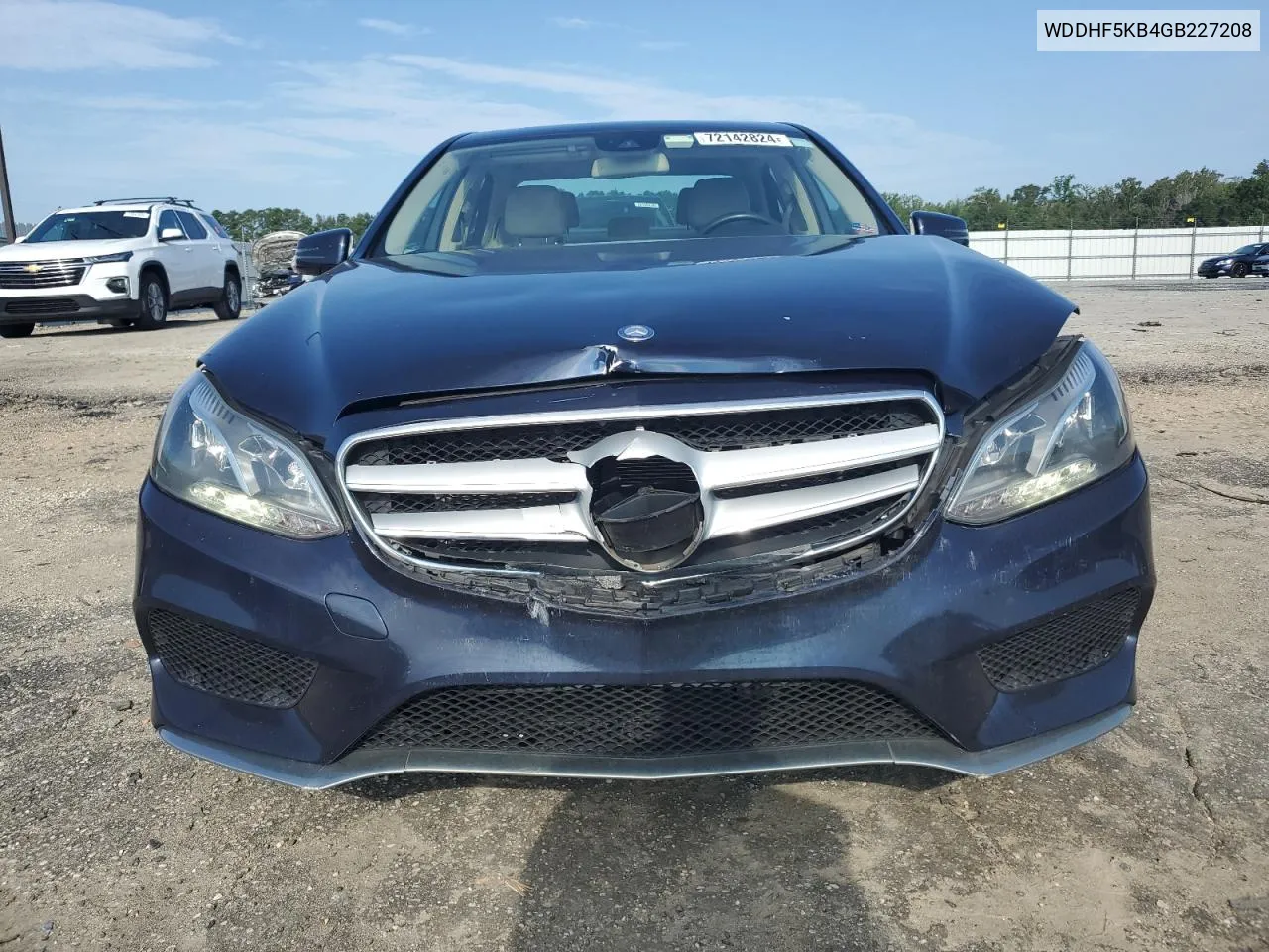 2016 Mercedes-Benz E 350 VIN: WDDHF5KB4GB227208 Lot: 72142824